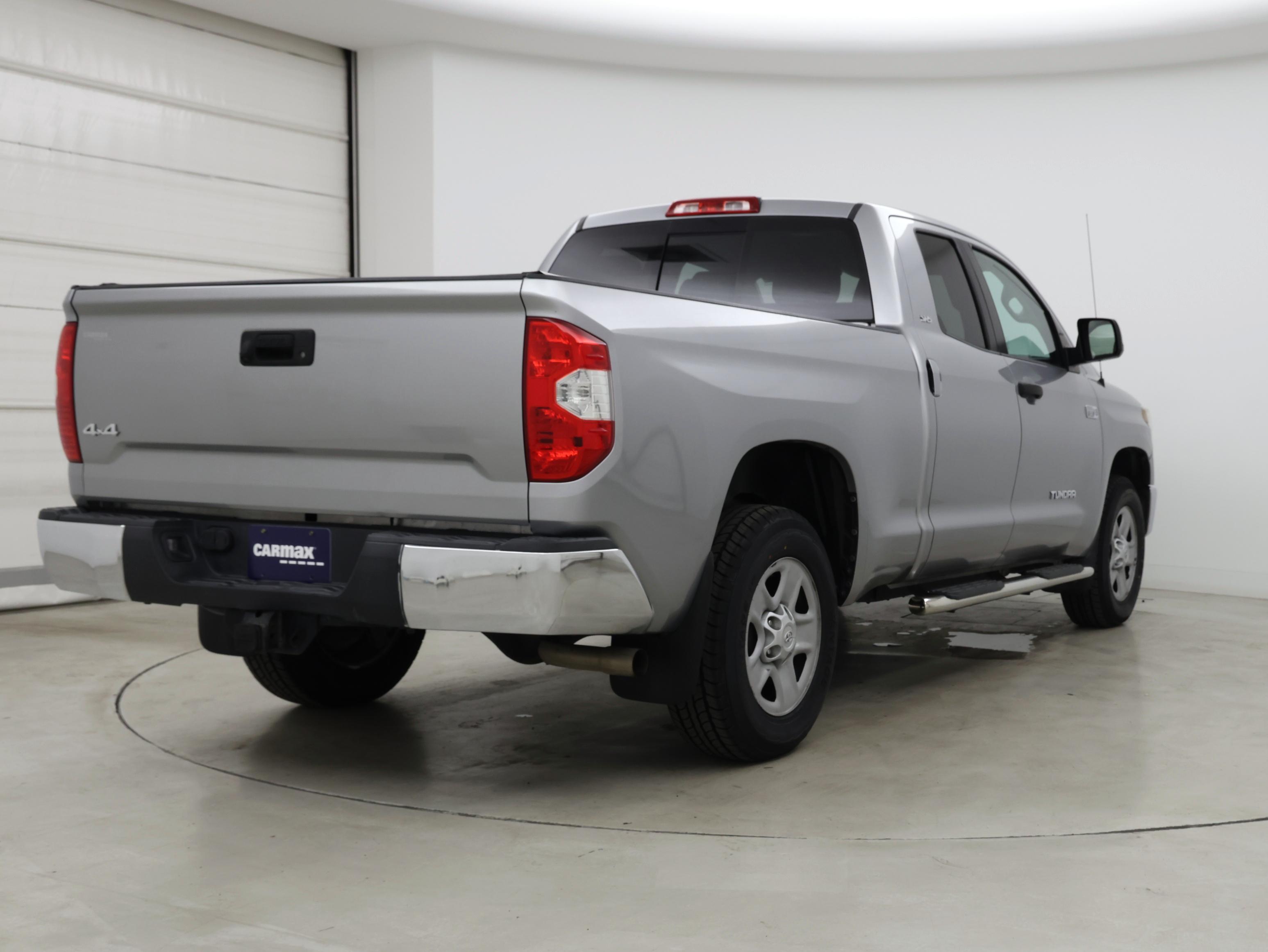 Thumbnail: 2019 Toyota Tundra - 8