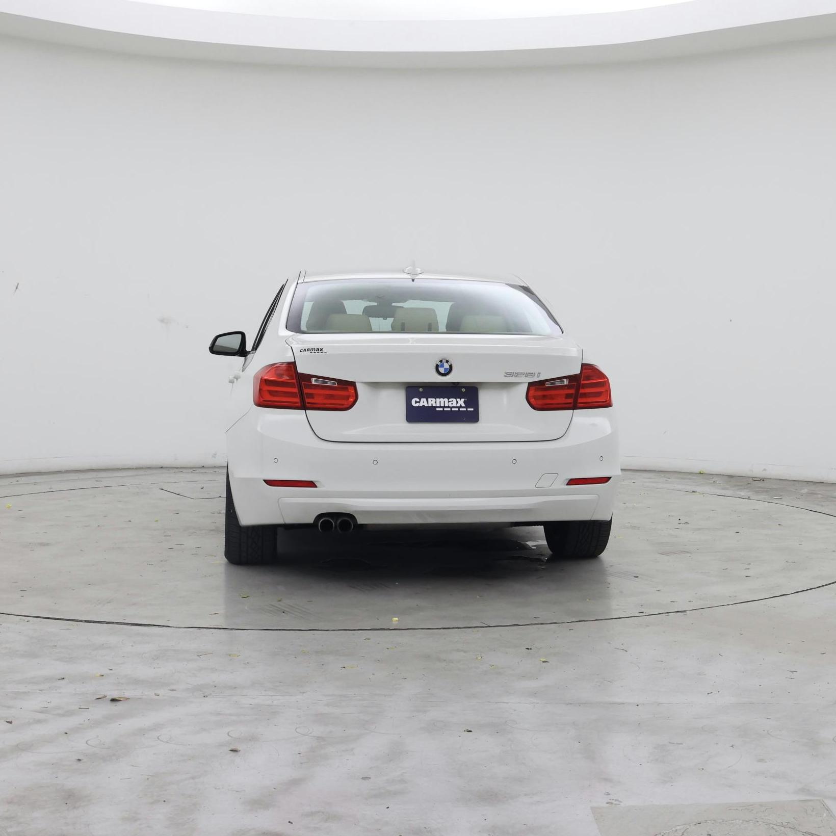 Thumbnail: 2015 BMW 3 Series - 6