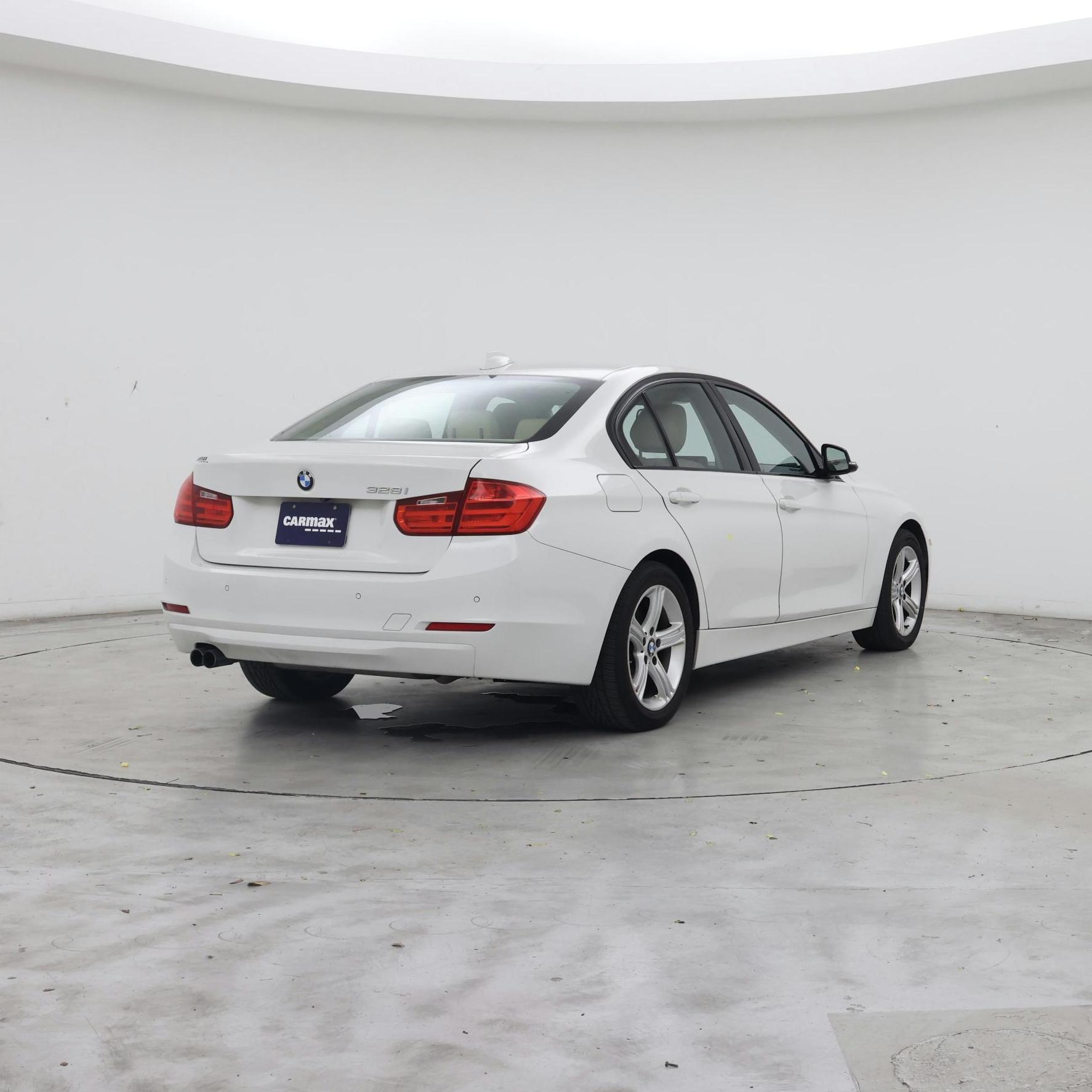 Thumbnail: 2015 BMW 3 Series - 8