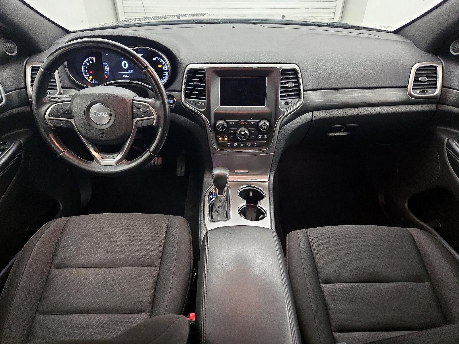 2020 Jeep Grand Cherokee Laredo E - Photo 10