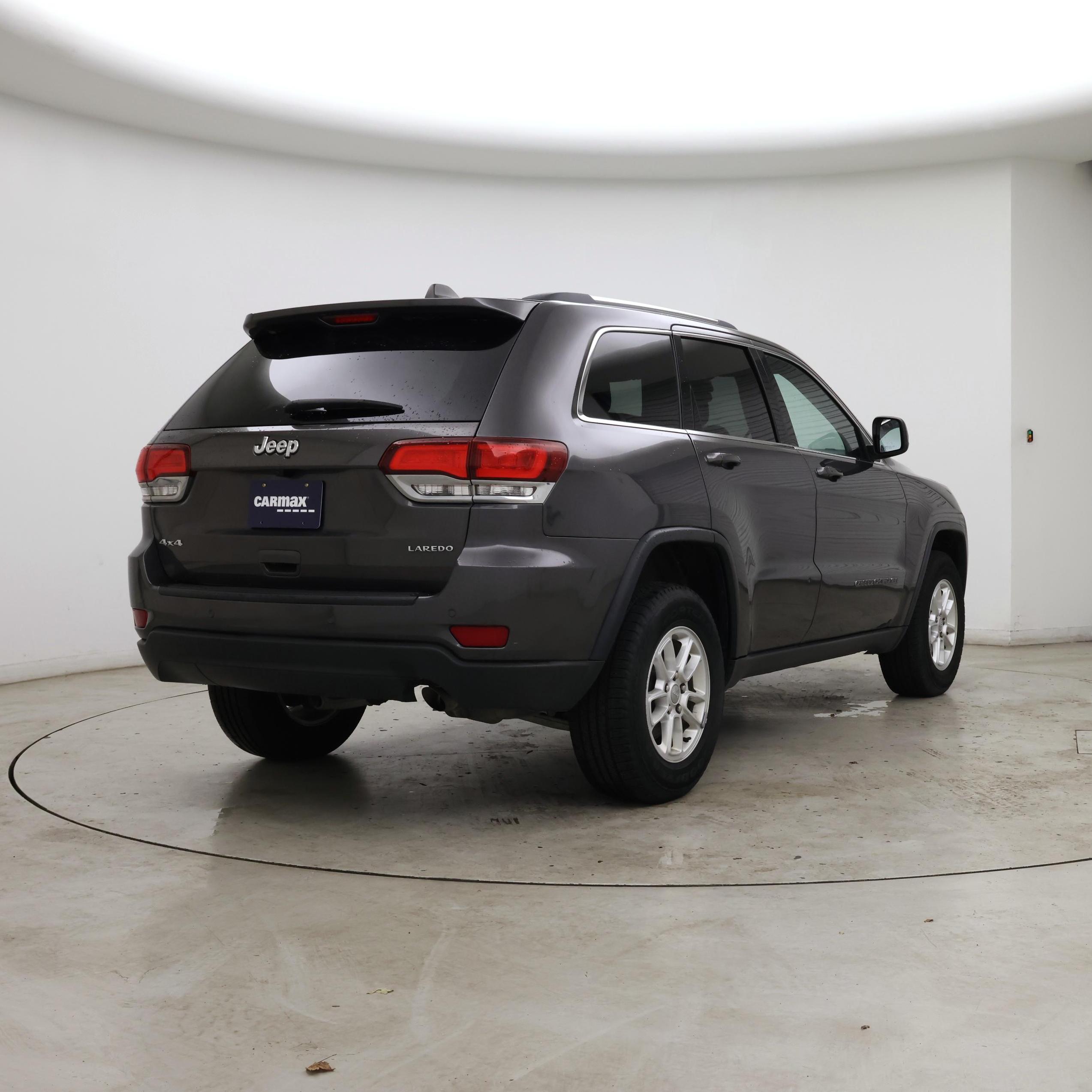 Thumbnail: 2020 Jeep Grand Cherokee - 8