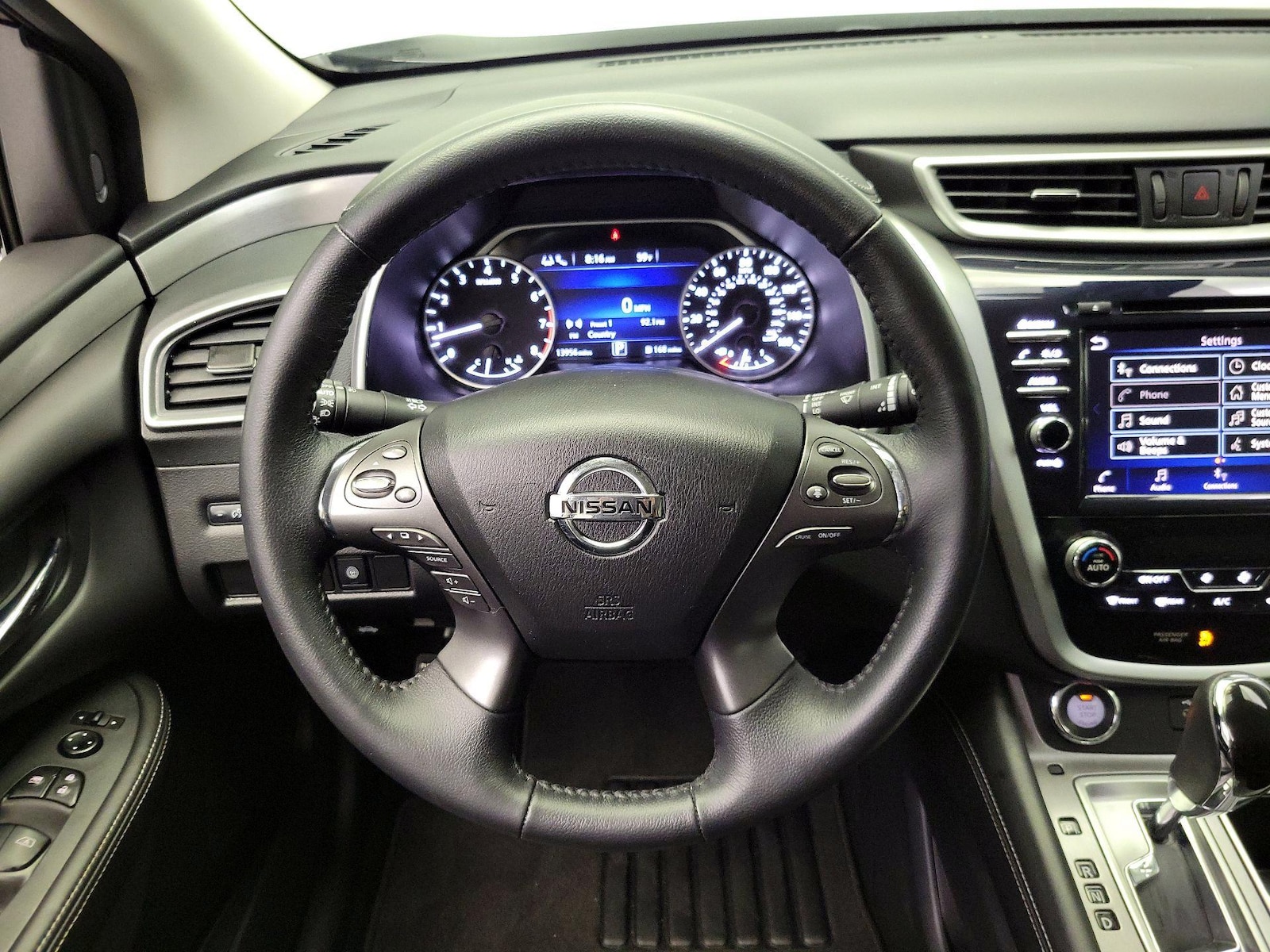 2022 Nissan Murano SV - Photo 11