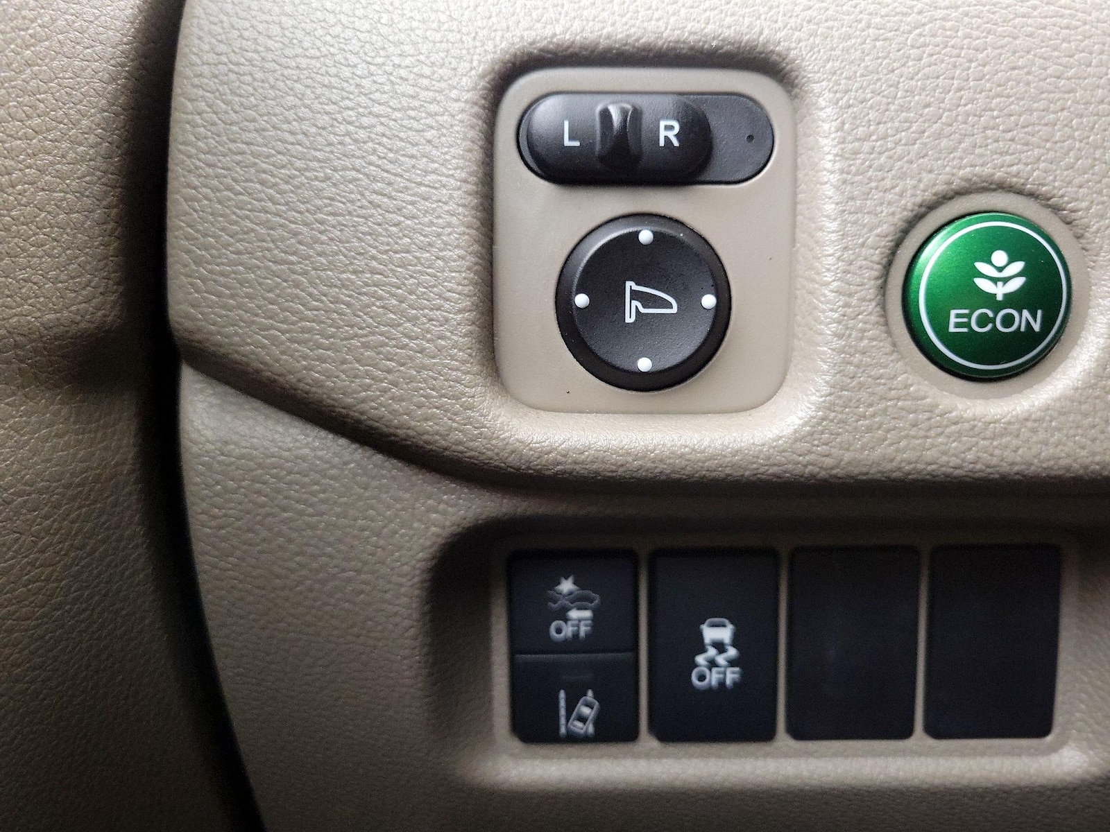 2019 Honda Pilot EX - Photo 14