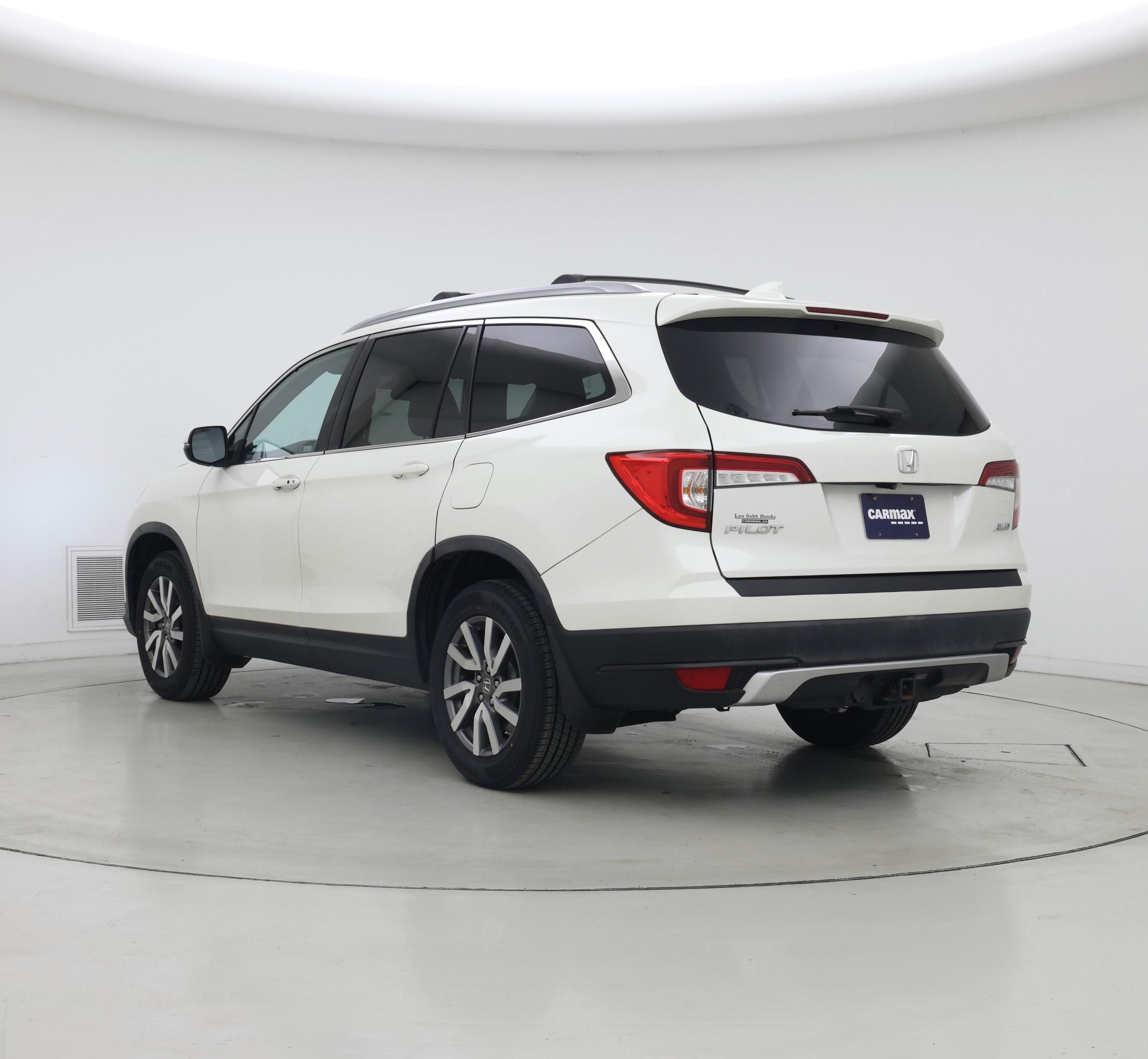 Thumbnail: 2019 Honda Pilot - 2
