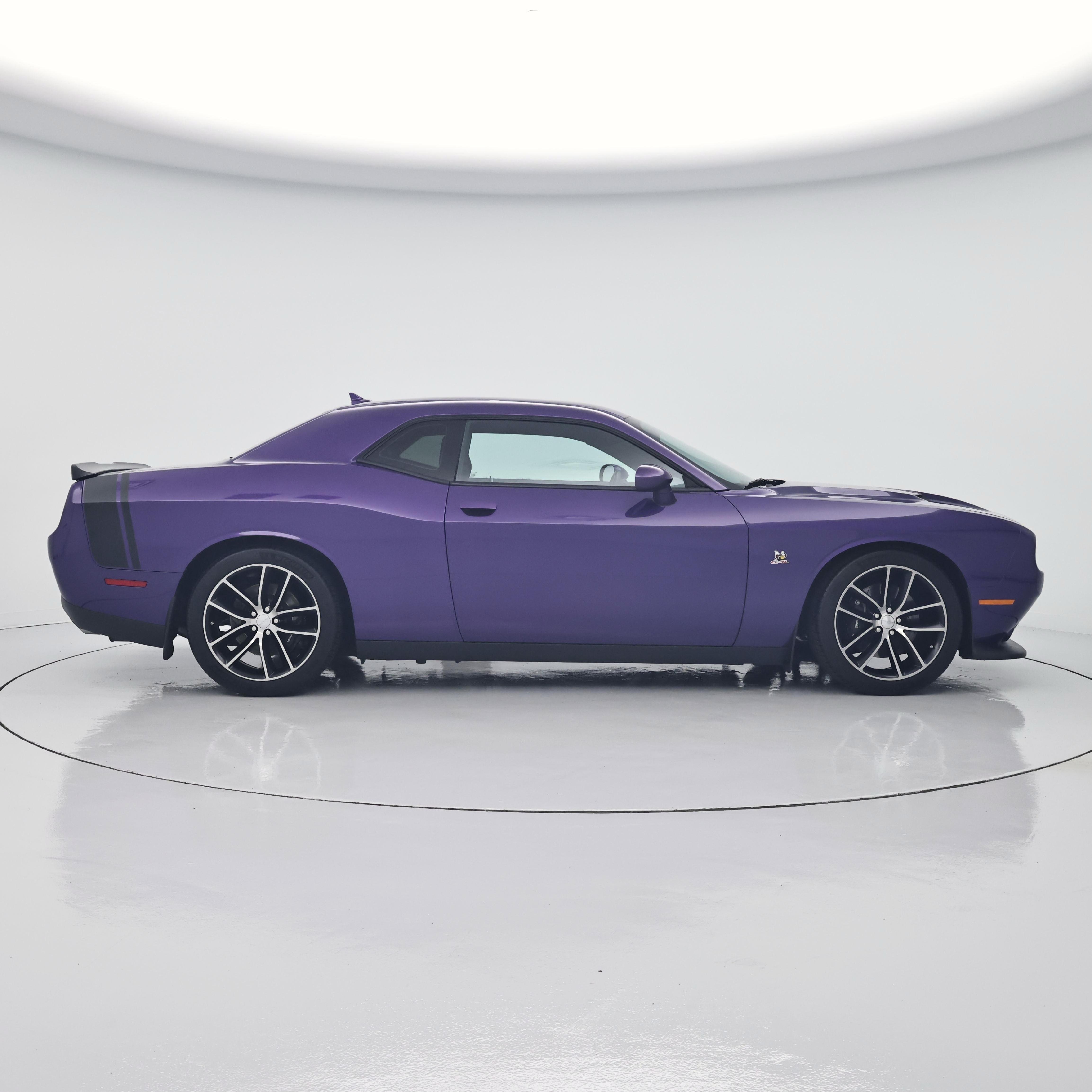 Thumbnail: 2016 Dodge Challenger - 7