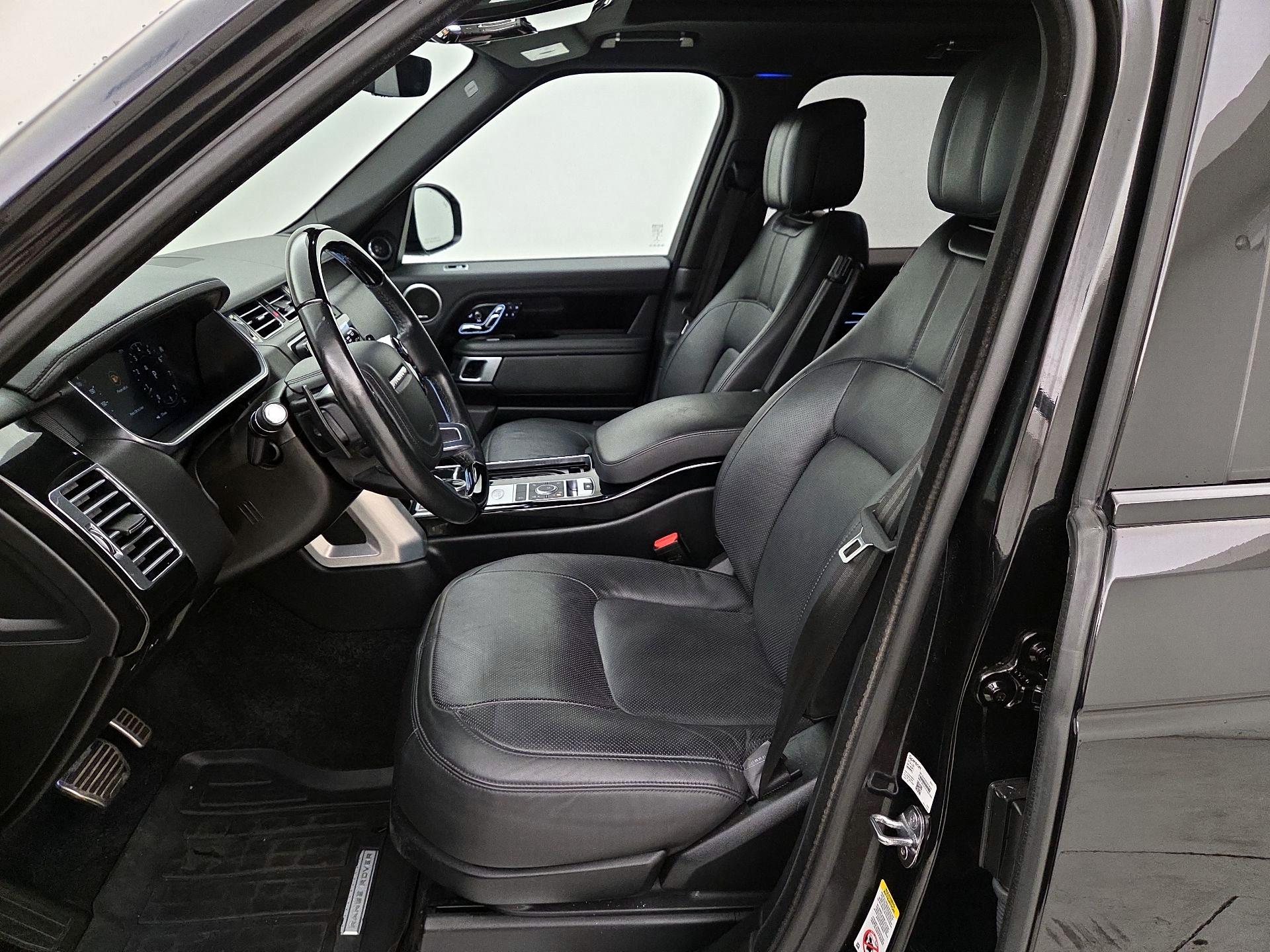 Thumbnail: 2021 Land Rover Range Rover - 11