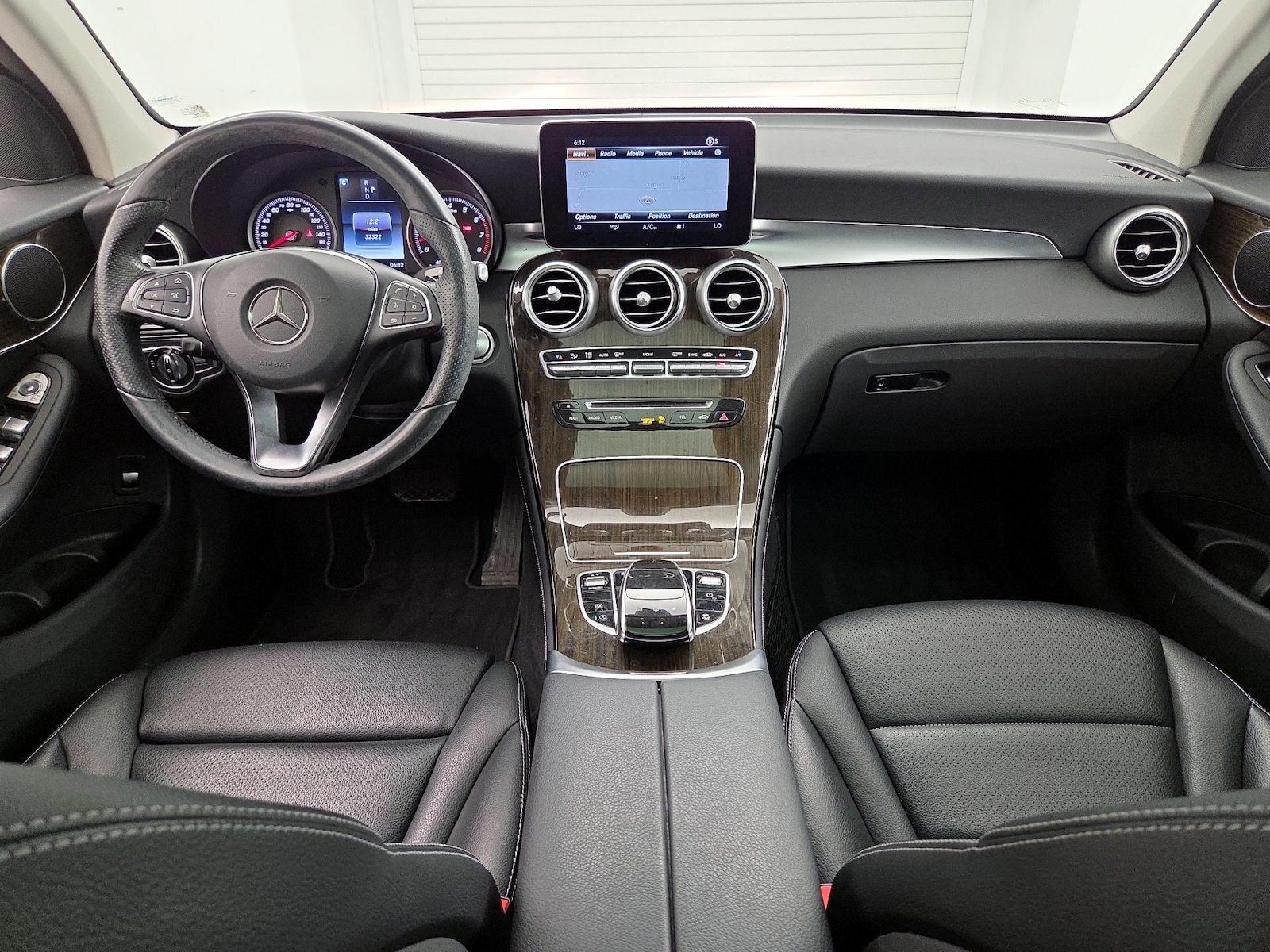 2016 Mercedes-Benz GLC GLC300 - Photo 10