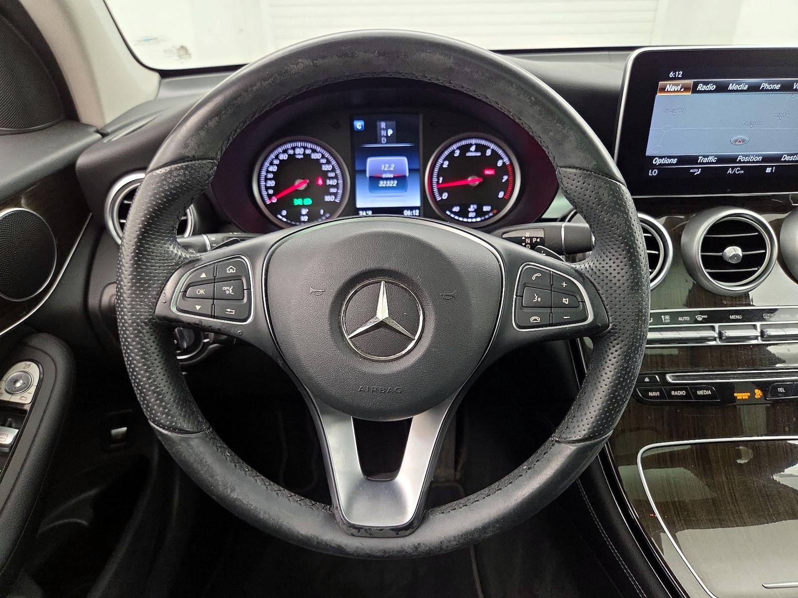 2016 Mercedes-Benz GLC GLC300 - Photo 11