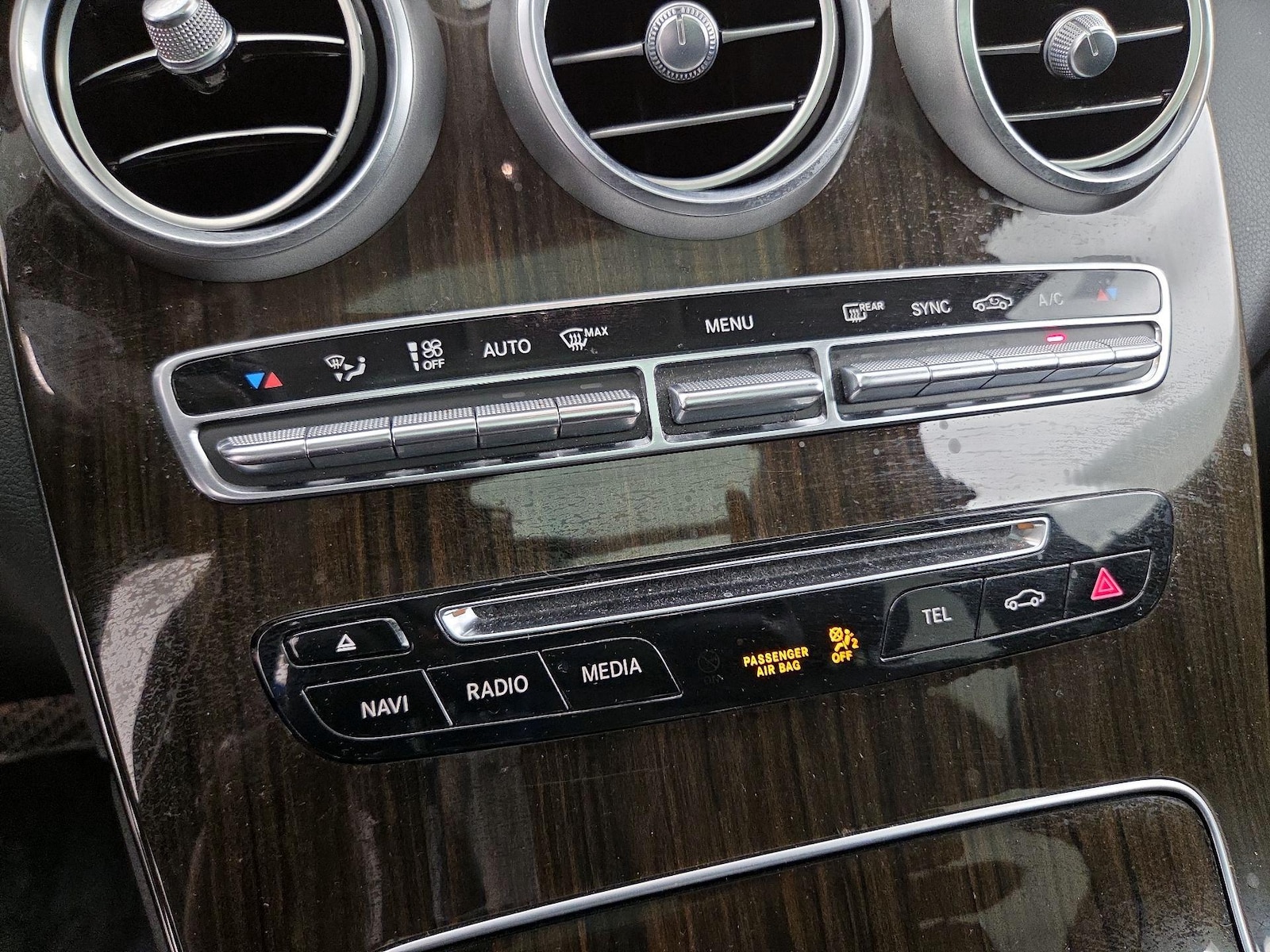 2016 Mercedes-Benz GLC GLC300 - Photo 18