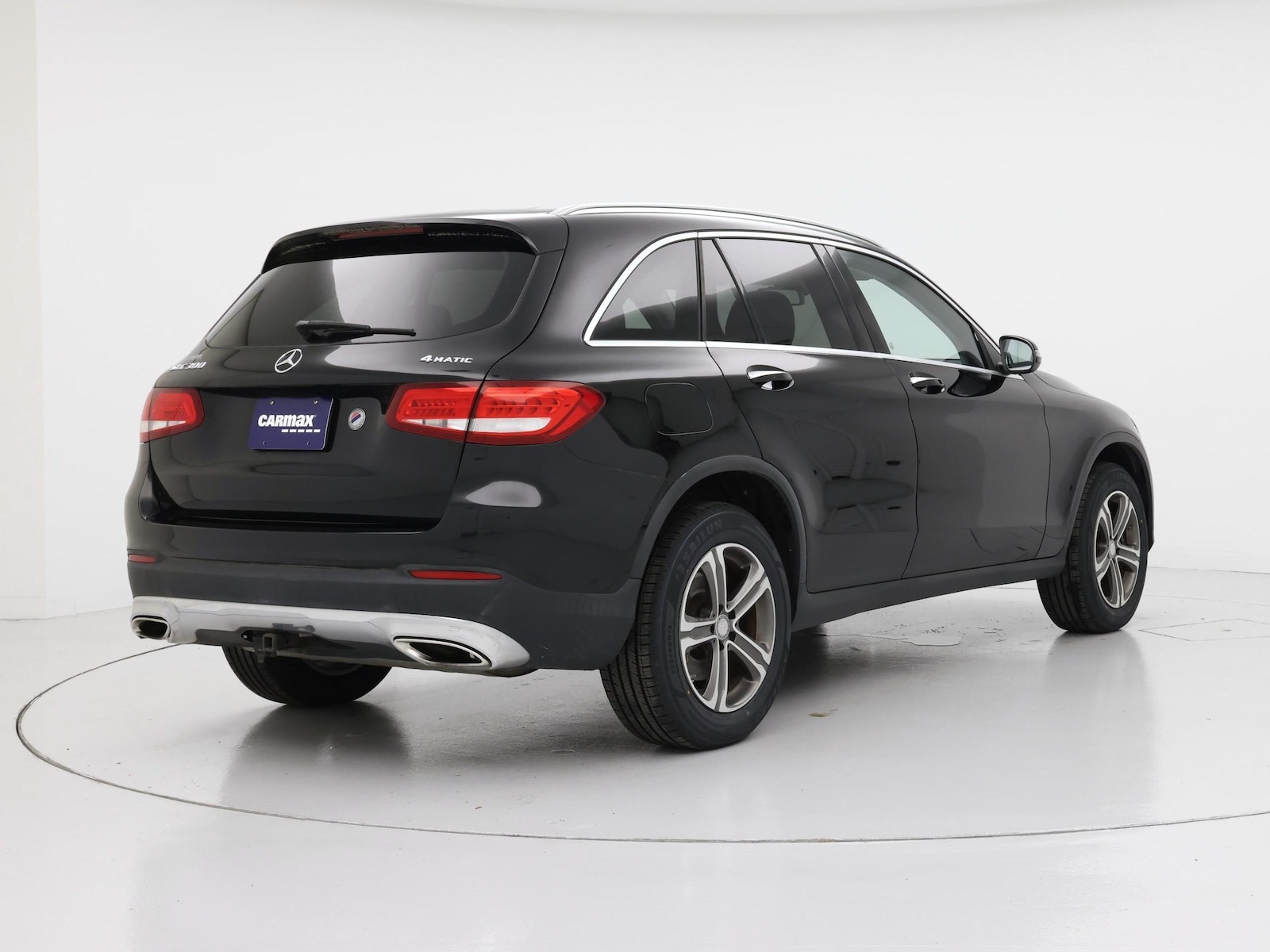 2016 Mercedes-Benz GLC GLC300 - Photo 9