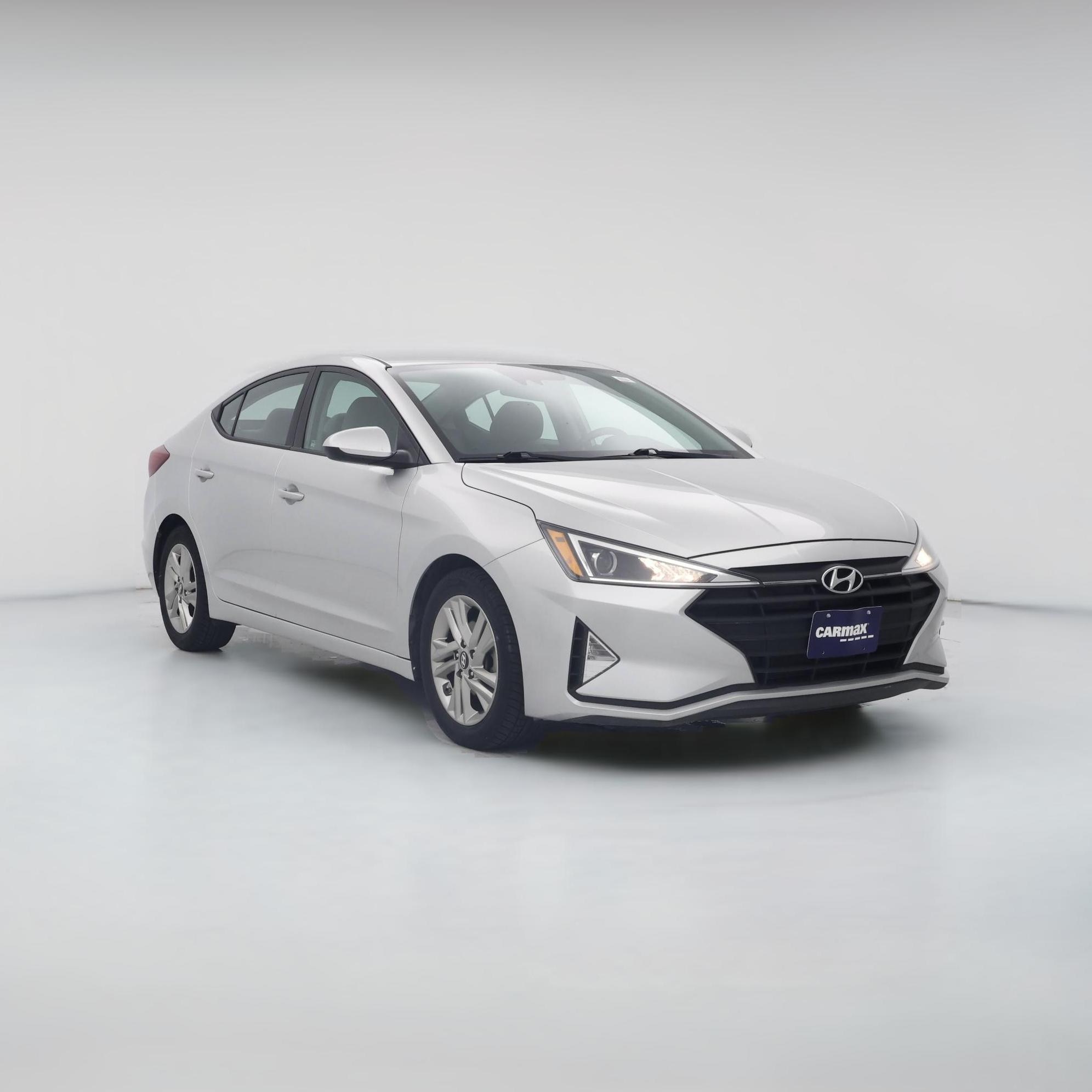 Thumbnail: 2019 Hyundai Elantra - 1