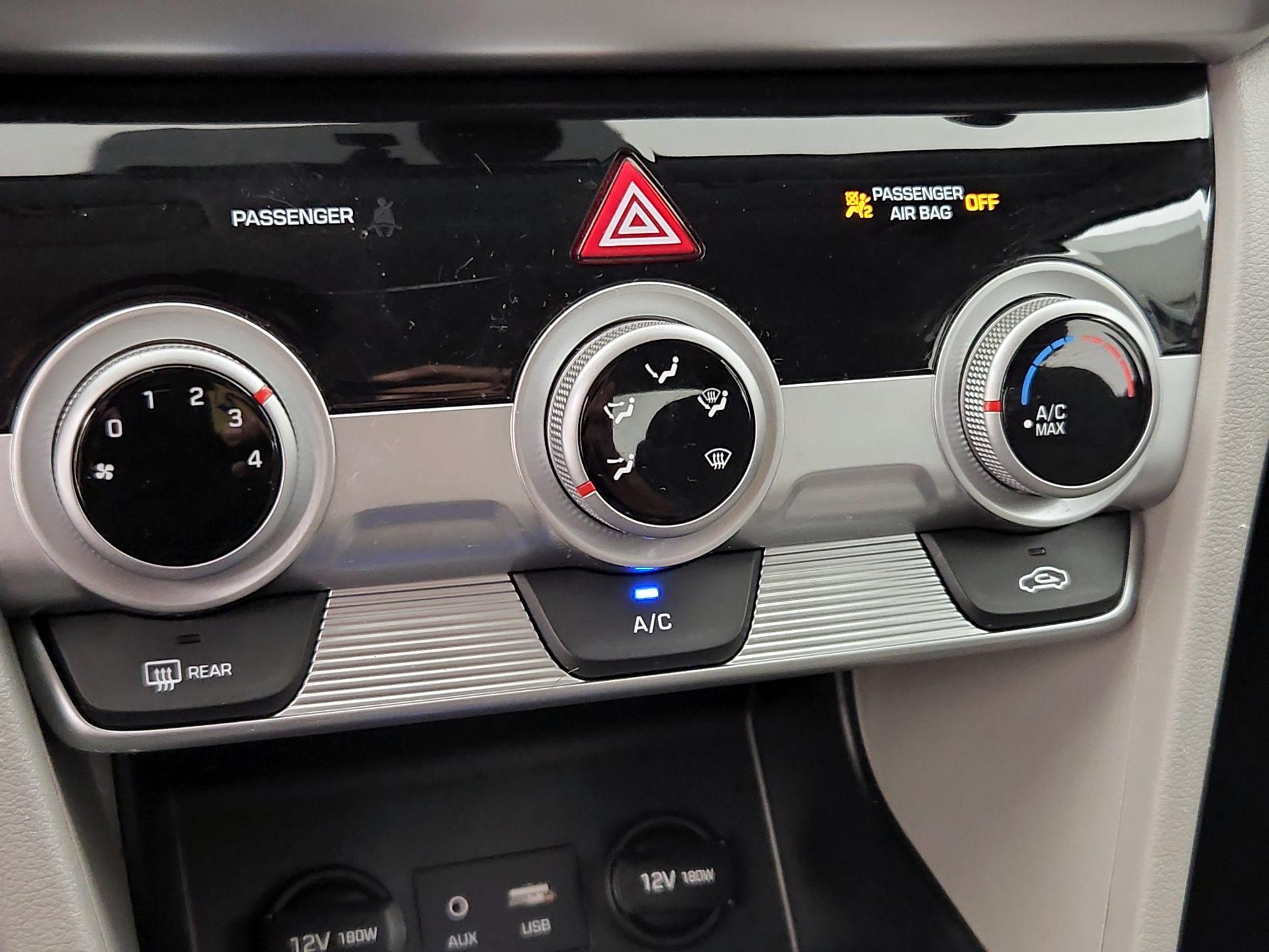 Thumbnail: 2019 Hyundai Elantra - 16
