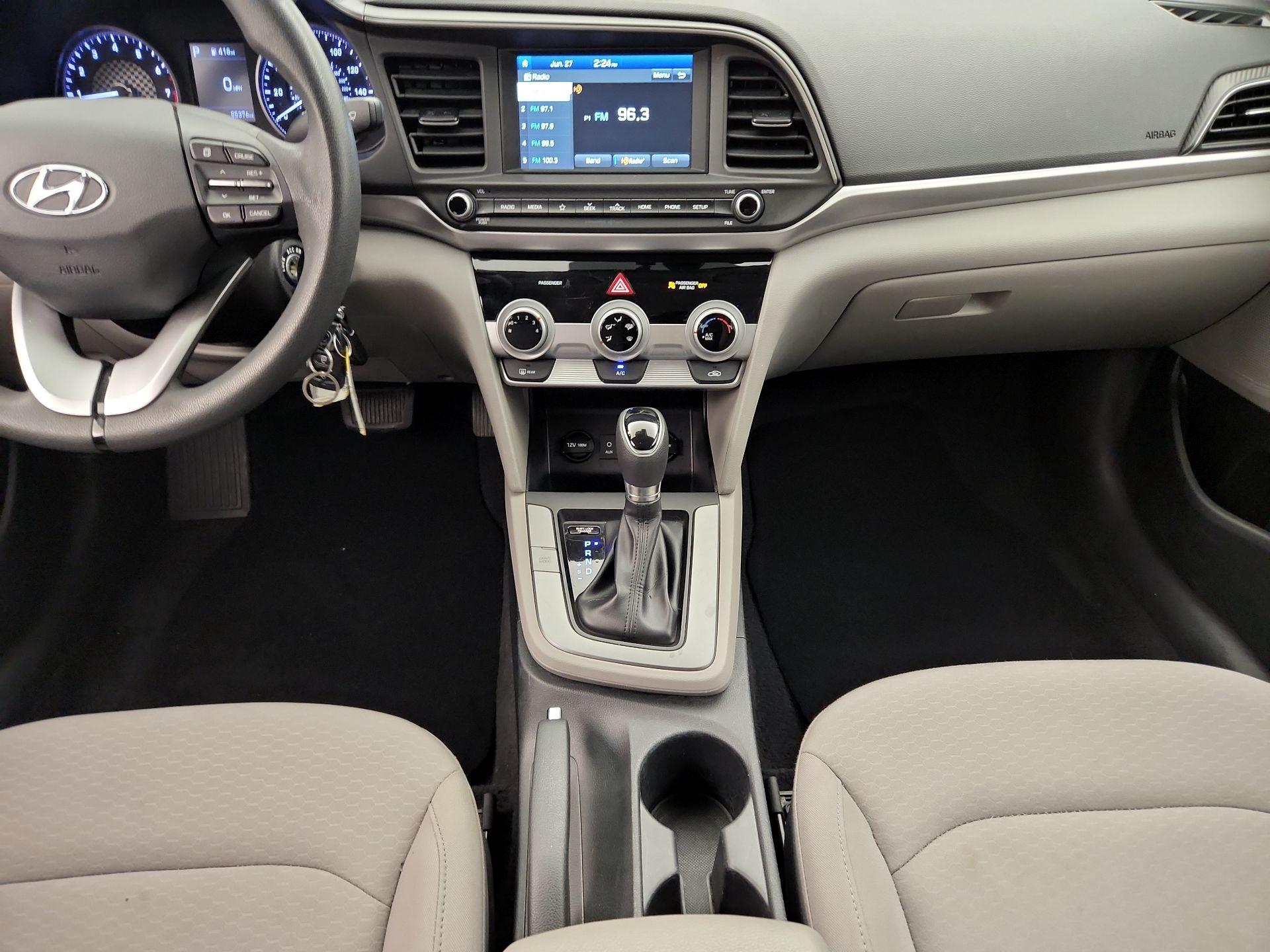 Thumbnail: 2019 Hyundai Elantra - 17