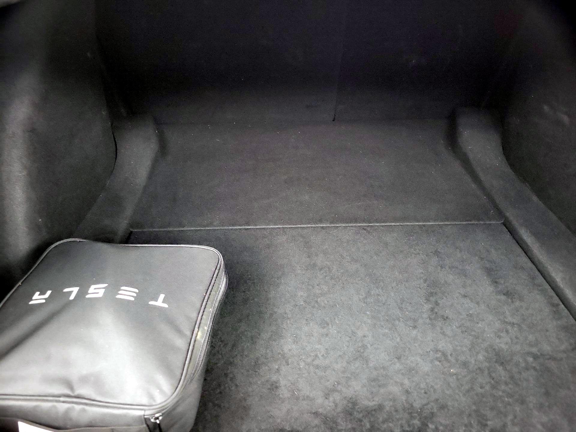 Thumbnail: 2020 Tesla Model 3 - 20