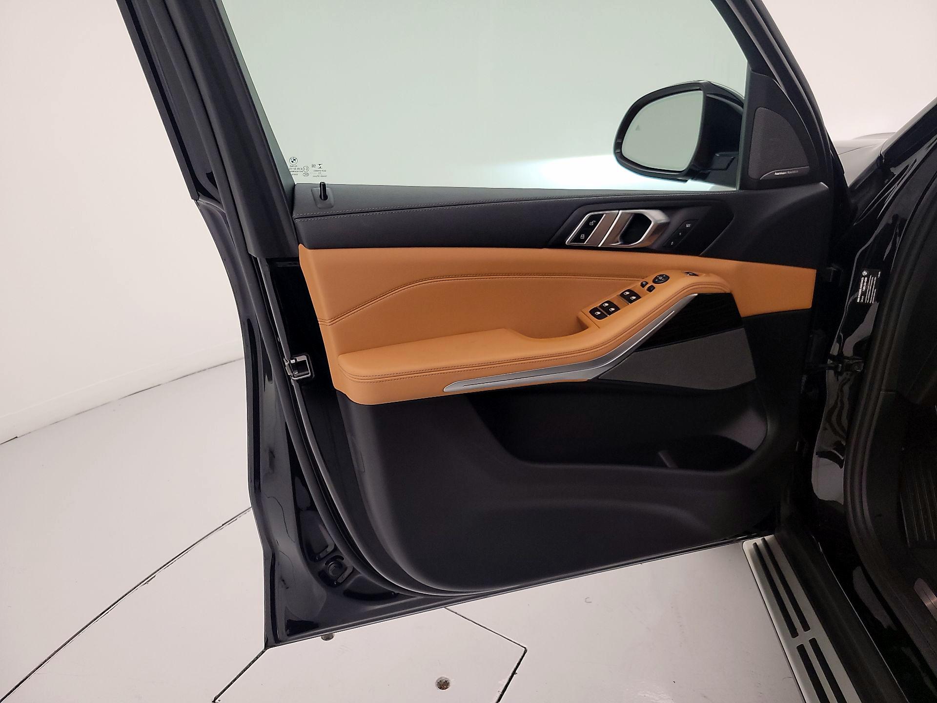 Thumbnail: 2023 BMW X5 - 12