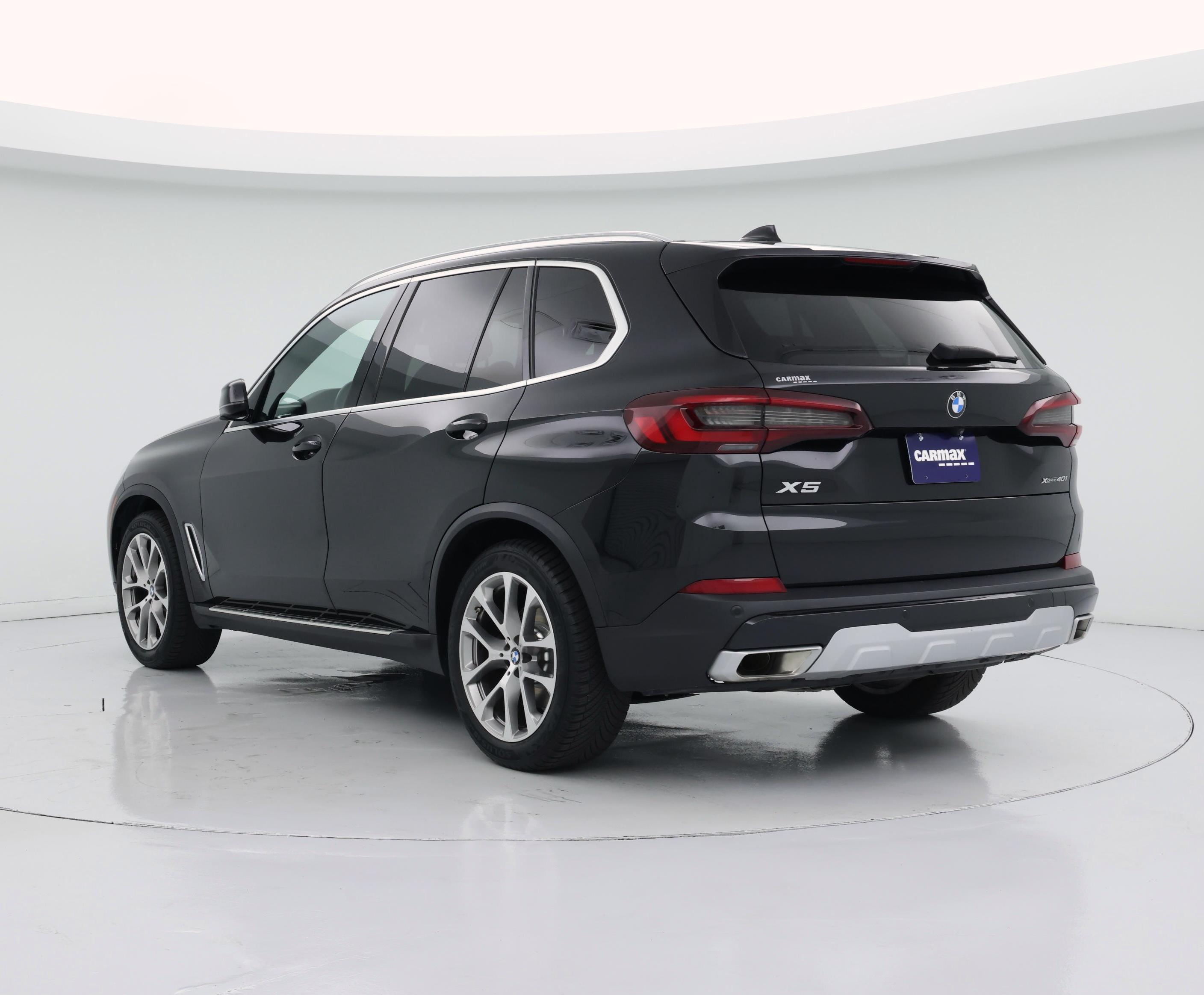Thumbnail: 2023 BMW X5 - 2