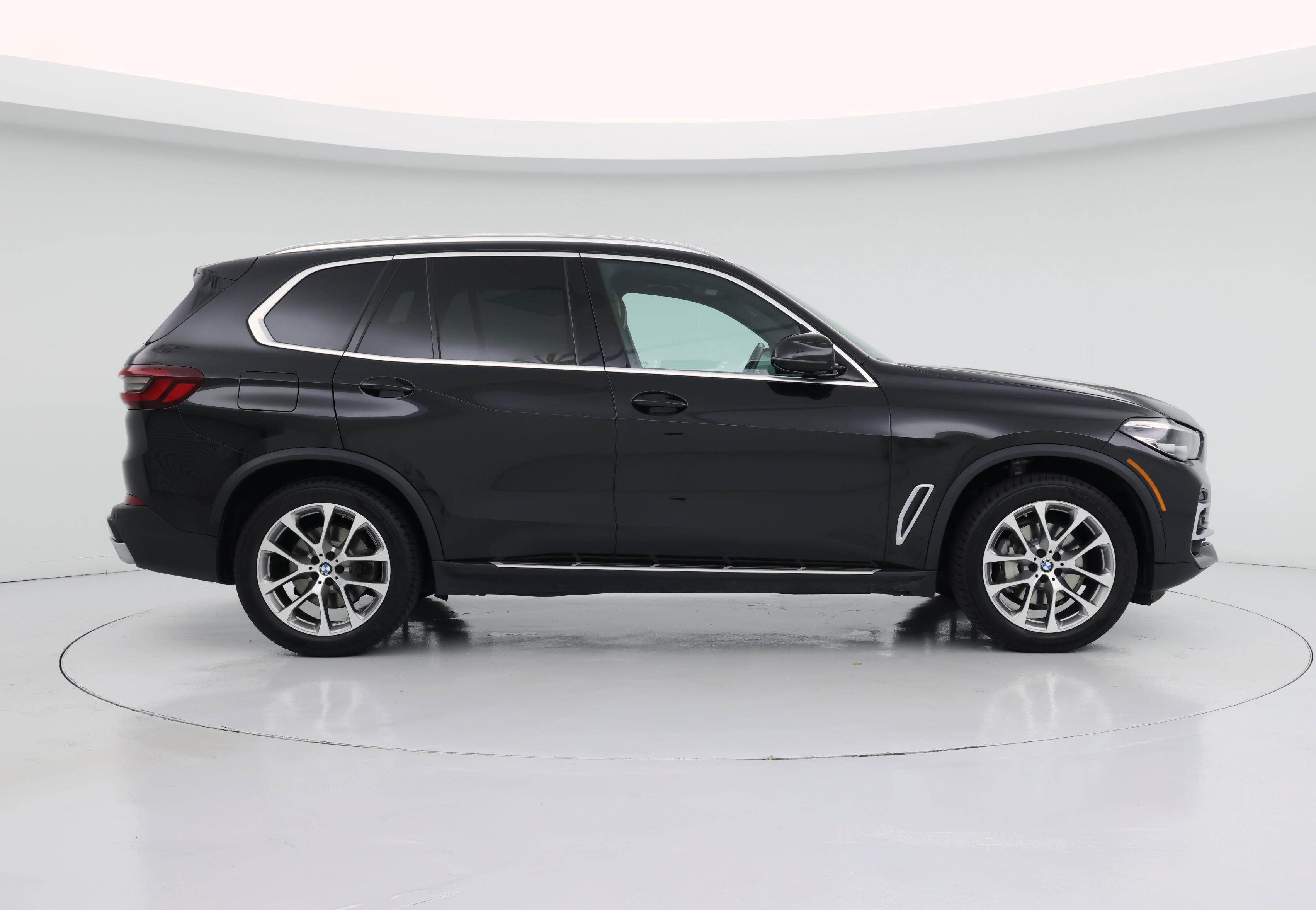 Thumbnail: 2023 BMW X5 - 7