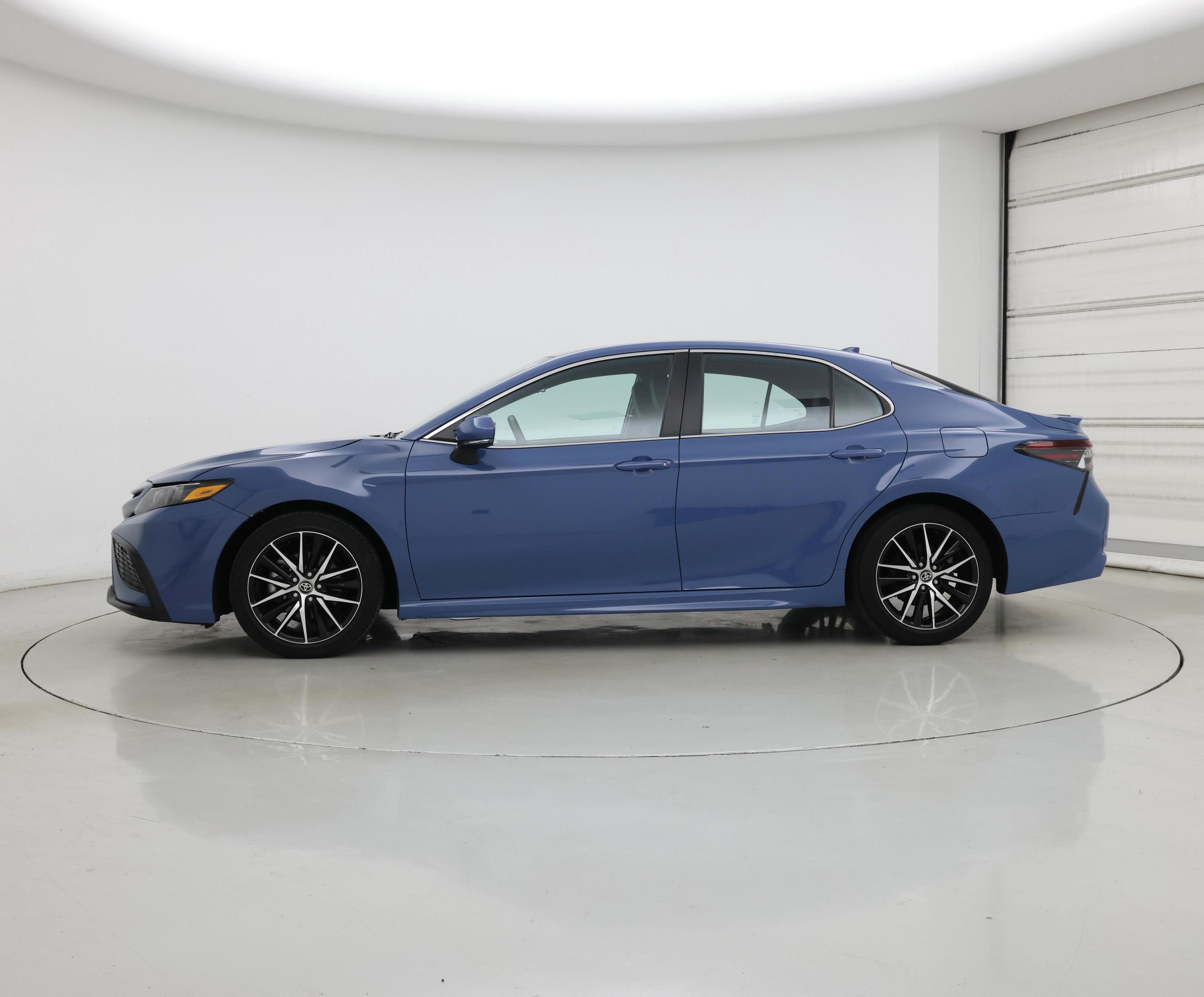 Thumbnail: 2023 Toyota Camry - 3