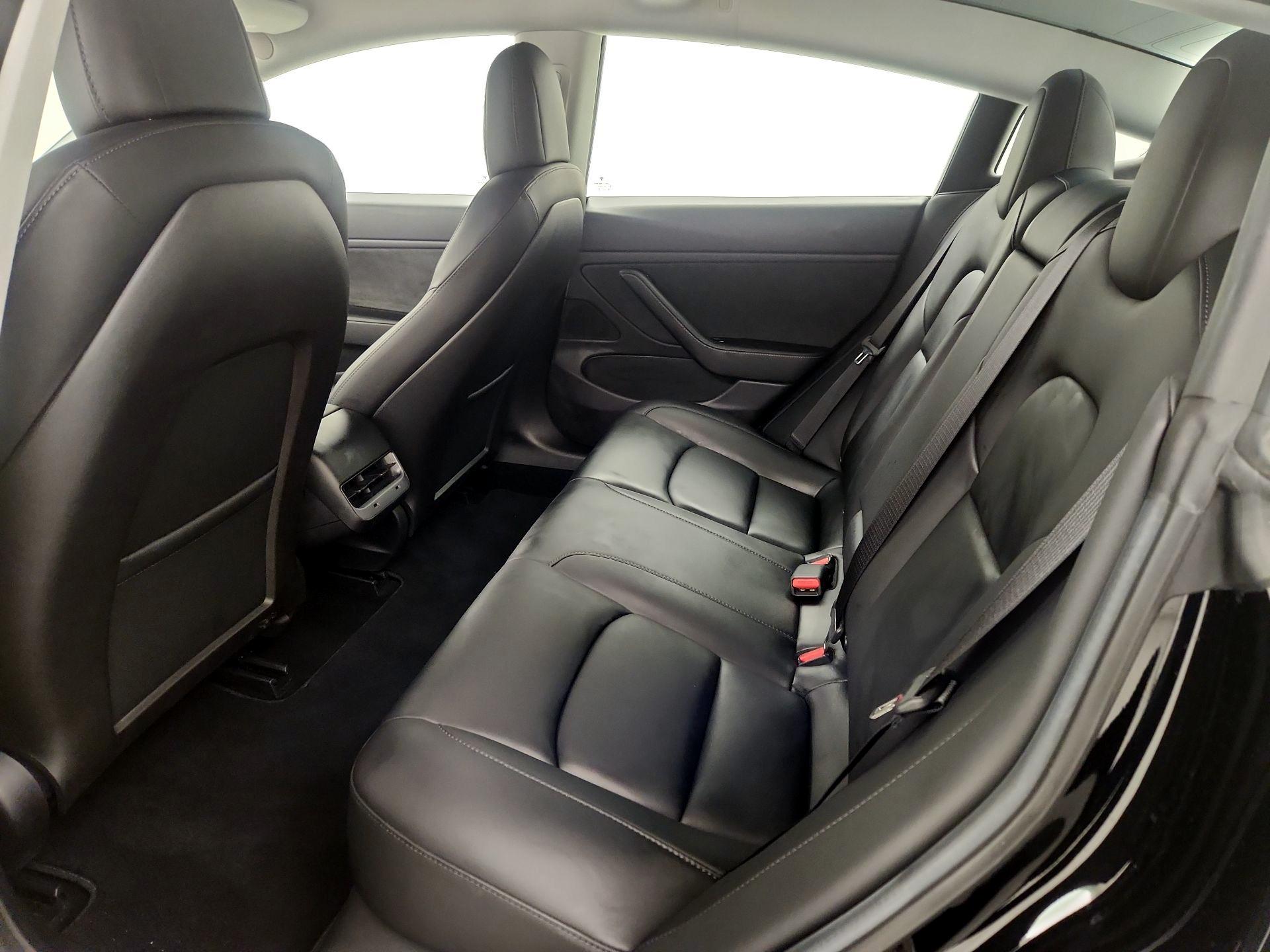 Thumbnail: 2020 Tesla Model 3 - 20