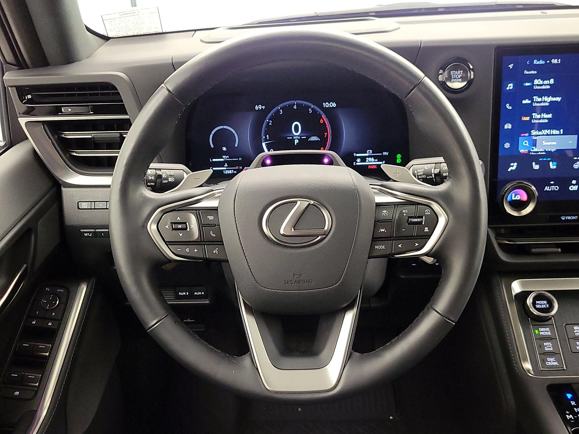 Thumbnail: 2025 Lexus GX - 10