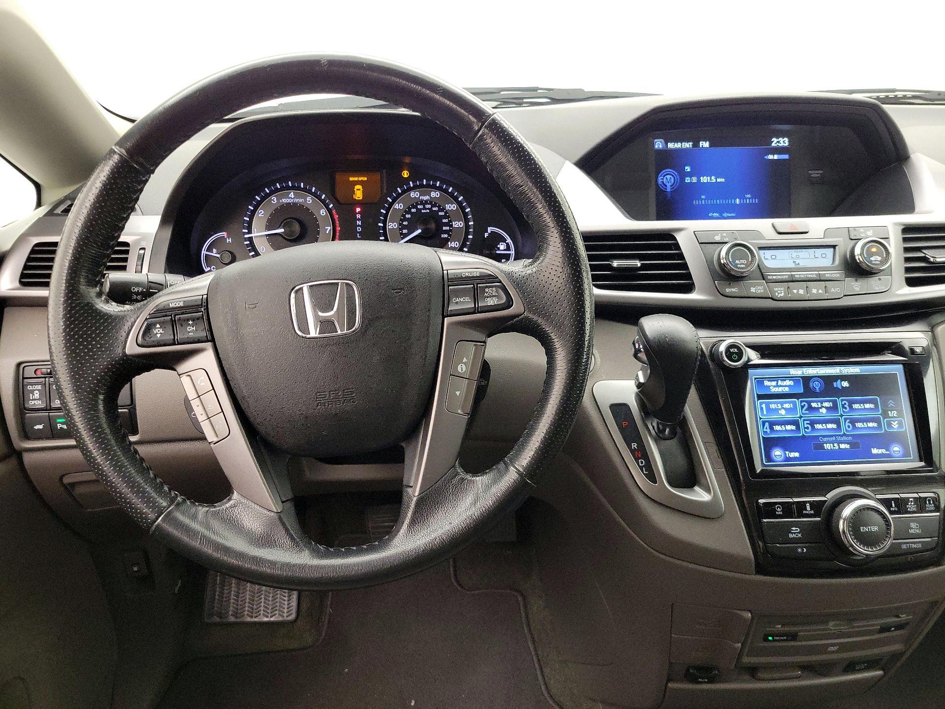 Thumbnail: 2014 Honda Odyssey - 10
