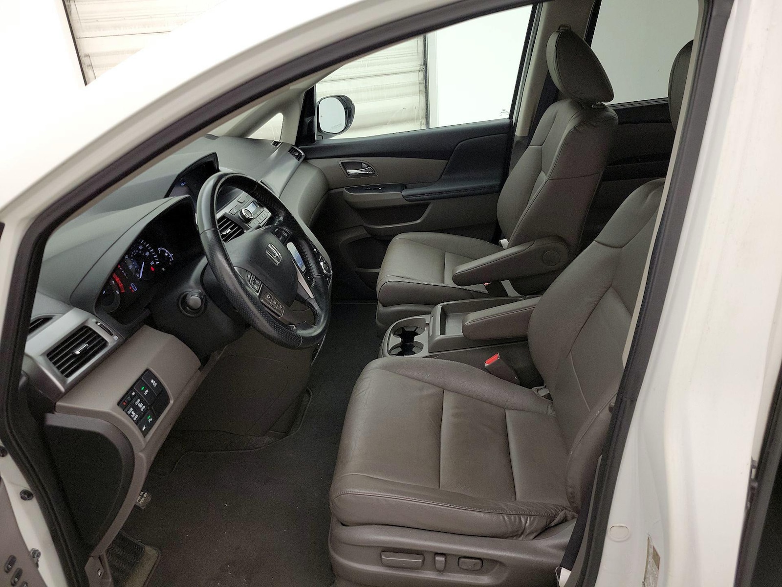2014 Honda Odyssey Touring - Photo 12