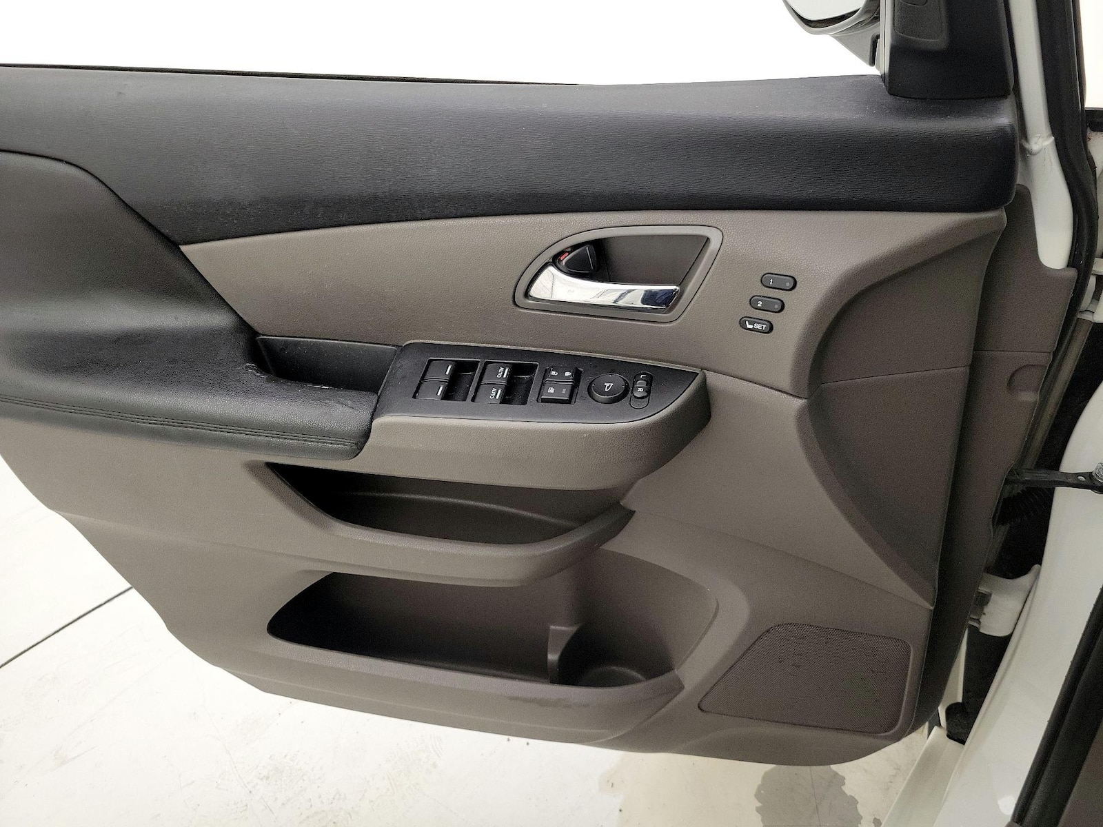 2014 Honda Odyssey Touring - Photo 13