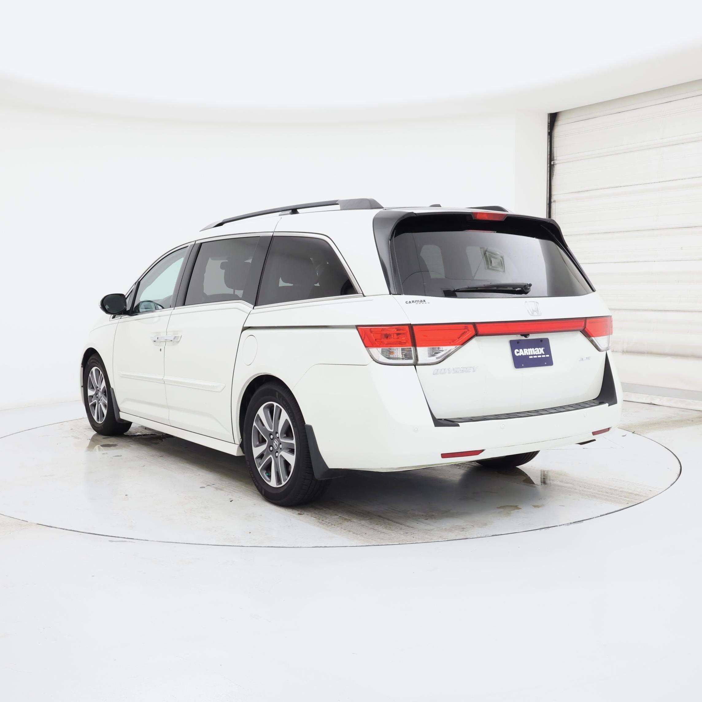 Thumbnail: 2014 Honda Odyssey - 2
