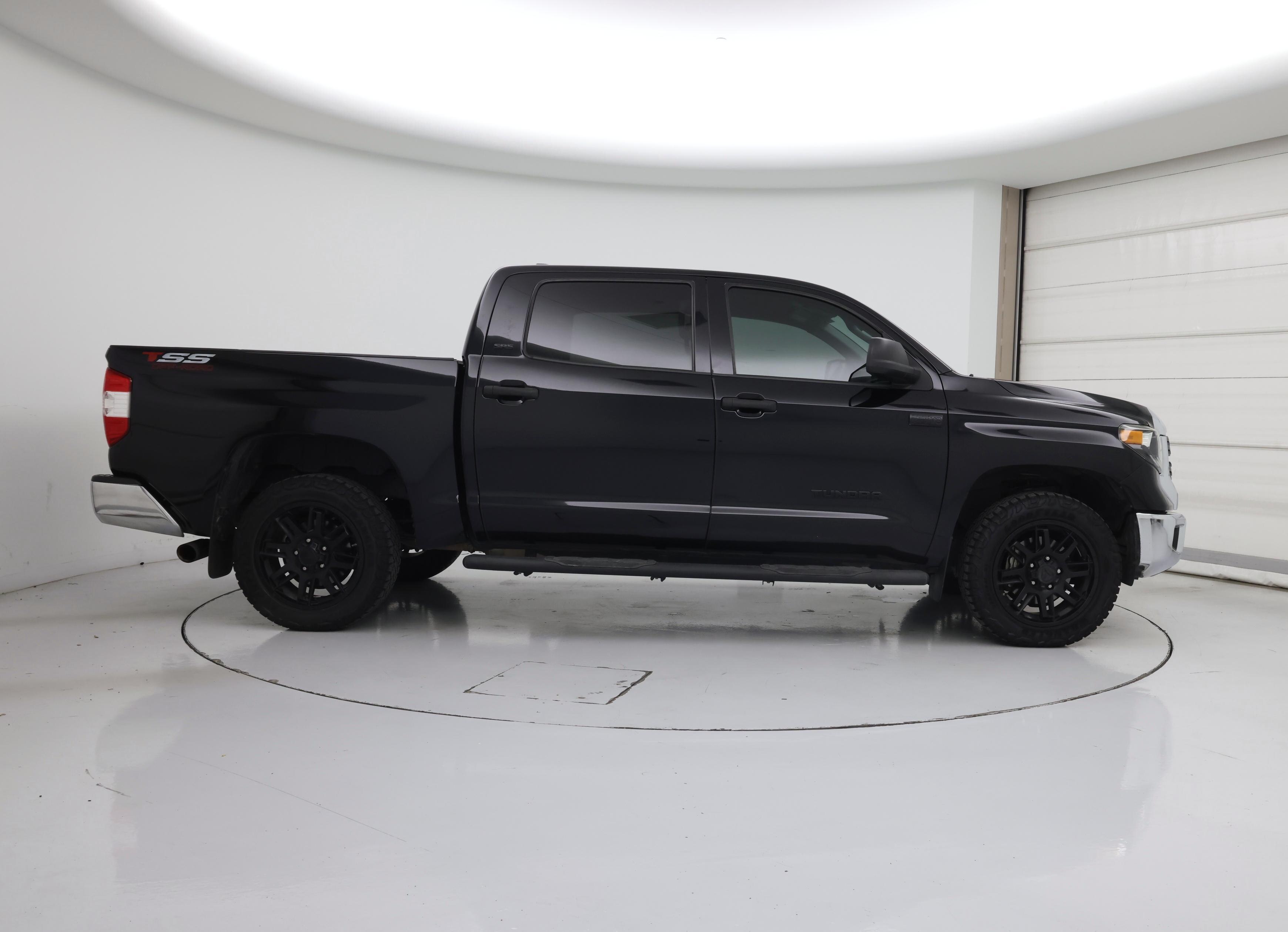 Thumbnail: 2021 Toyota Tundra - 7