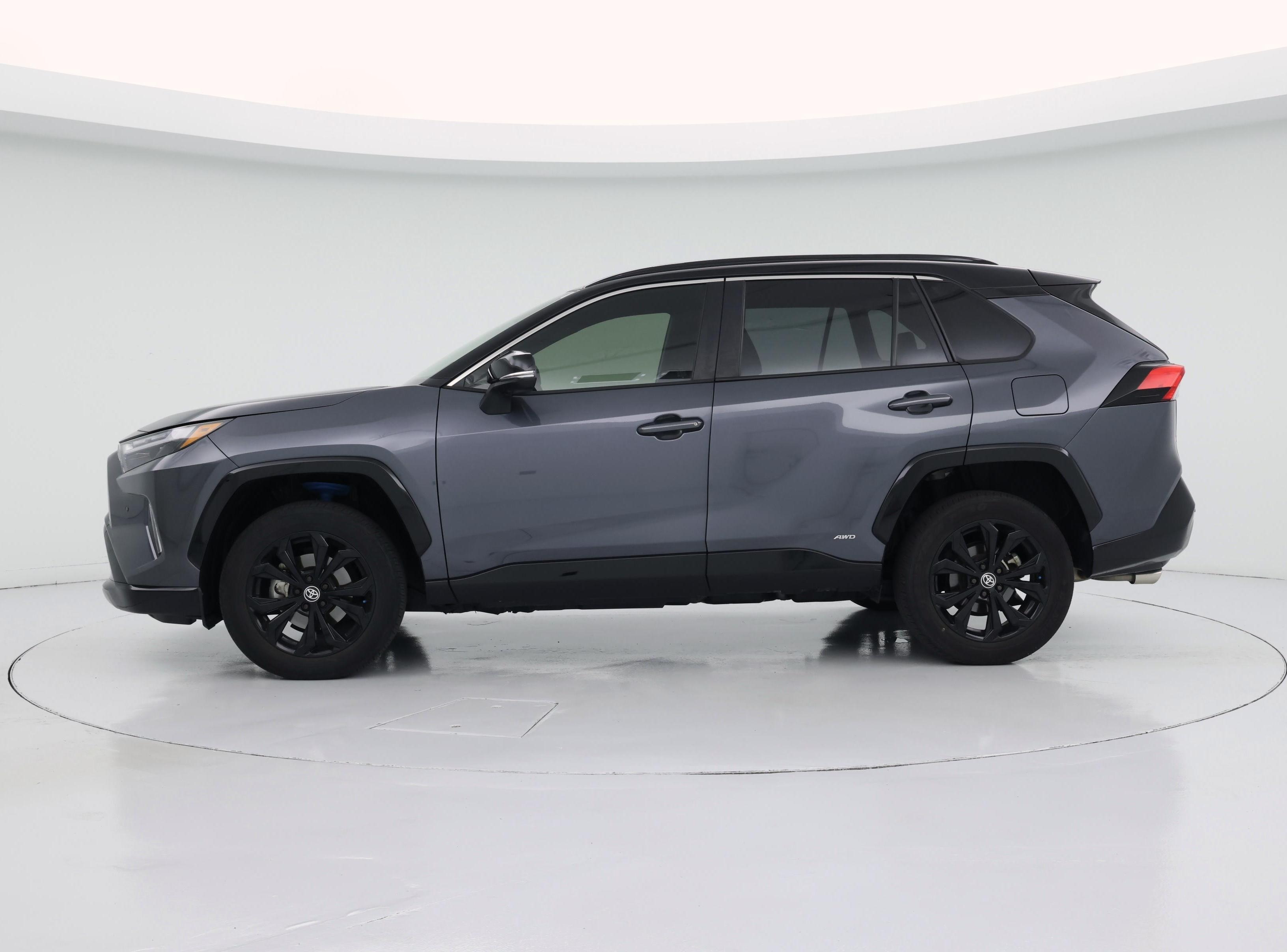 Thumbnail: 2024 Toyota RAV4 - 3