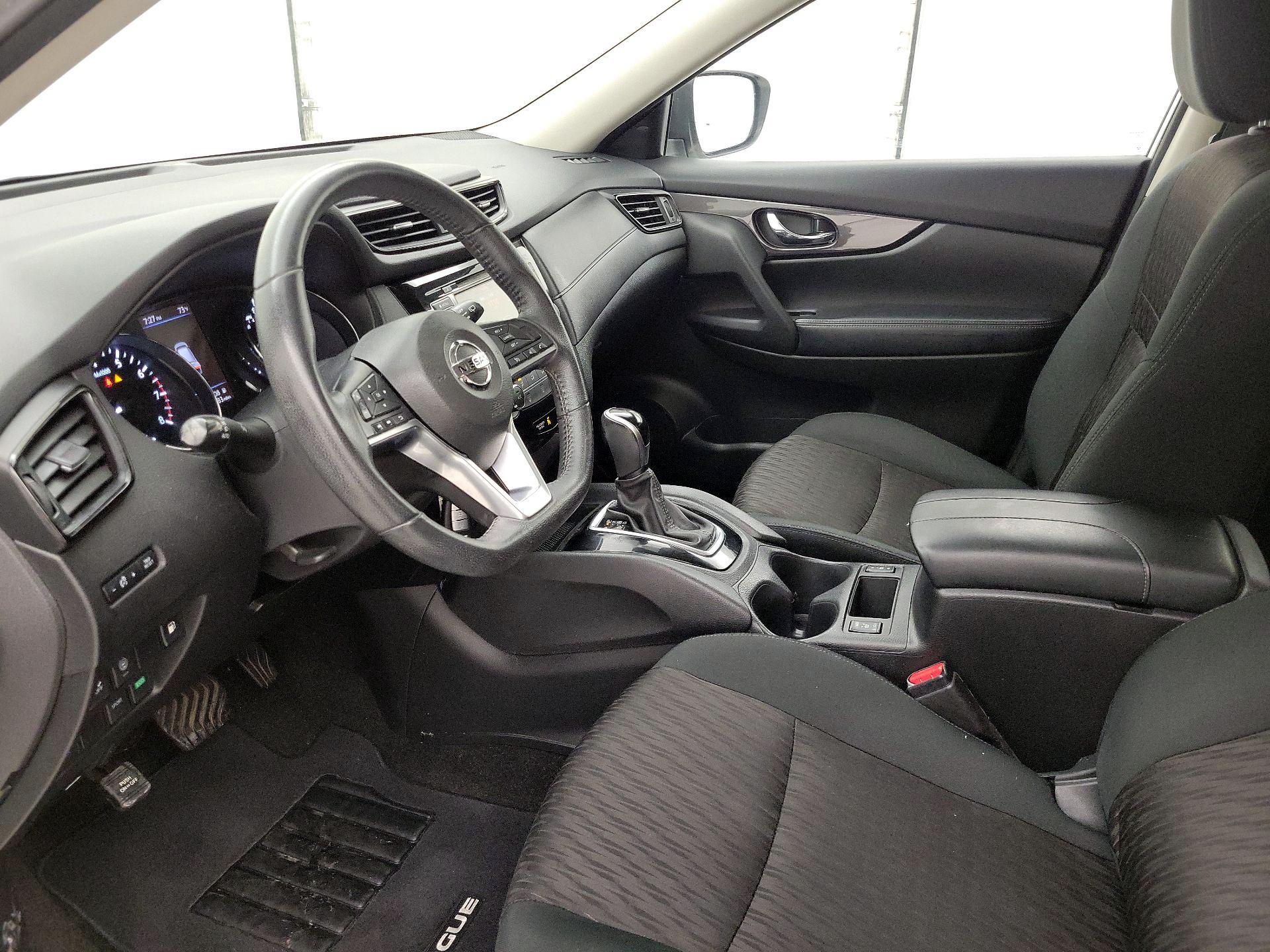 Thumbnail: 2019 Nissan Rogue - 11