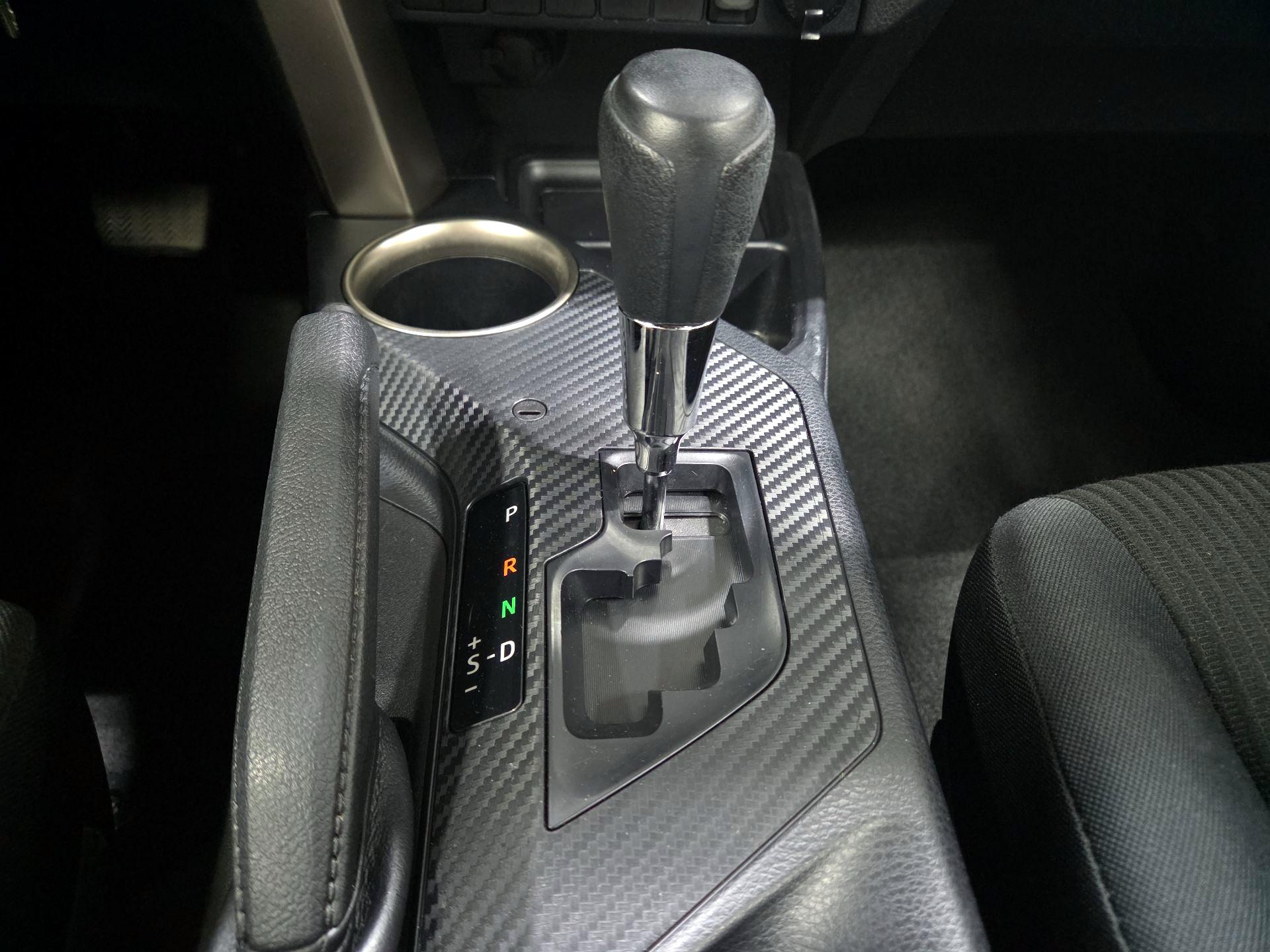 Thumbnail: 2014 Toyota RAV4 - 17