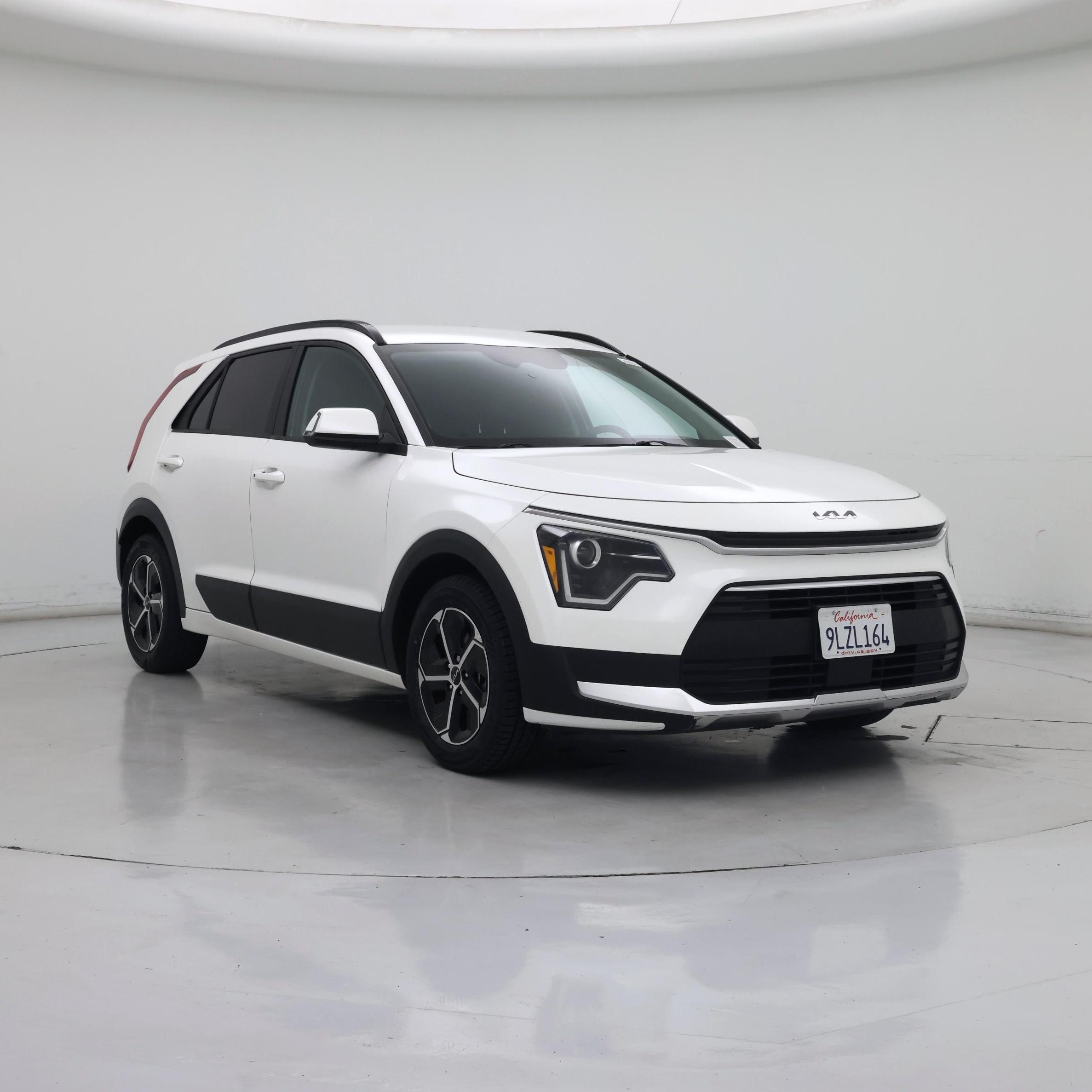  2024 Kia Niro EX FWD   
