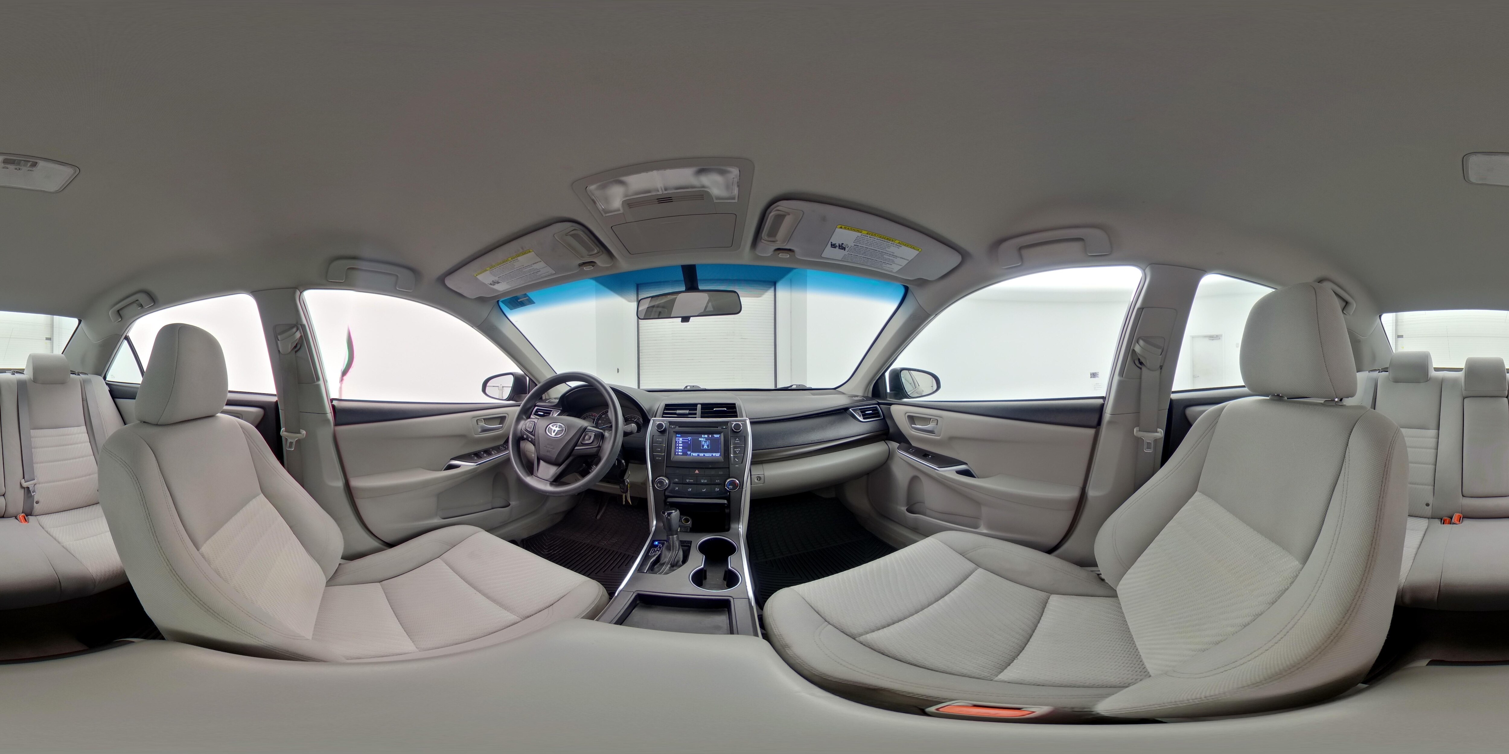 2015 Toyota Camry LE - Photo 24