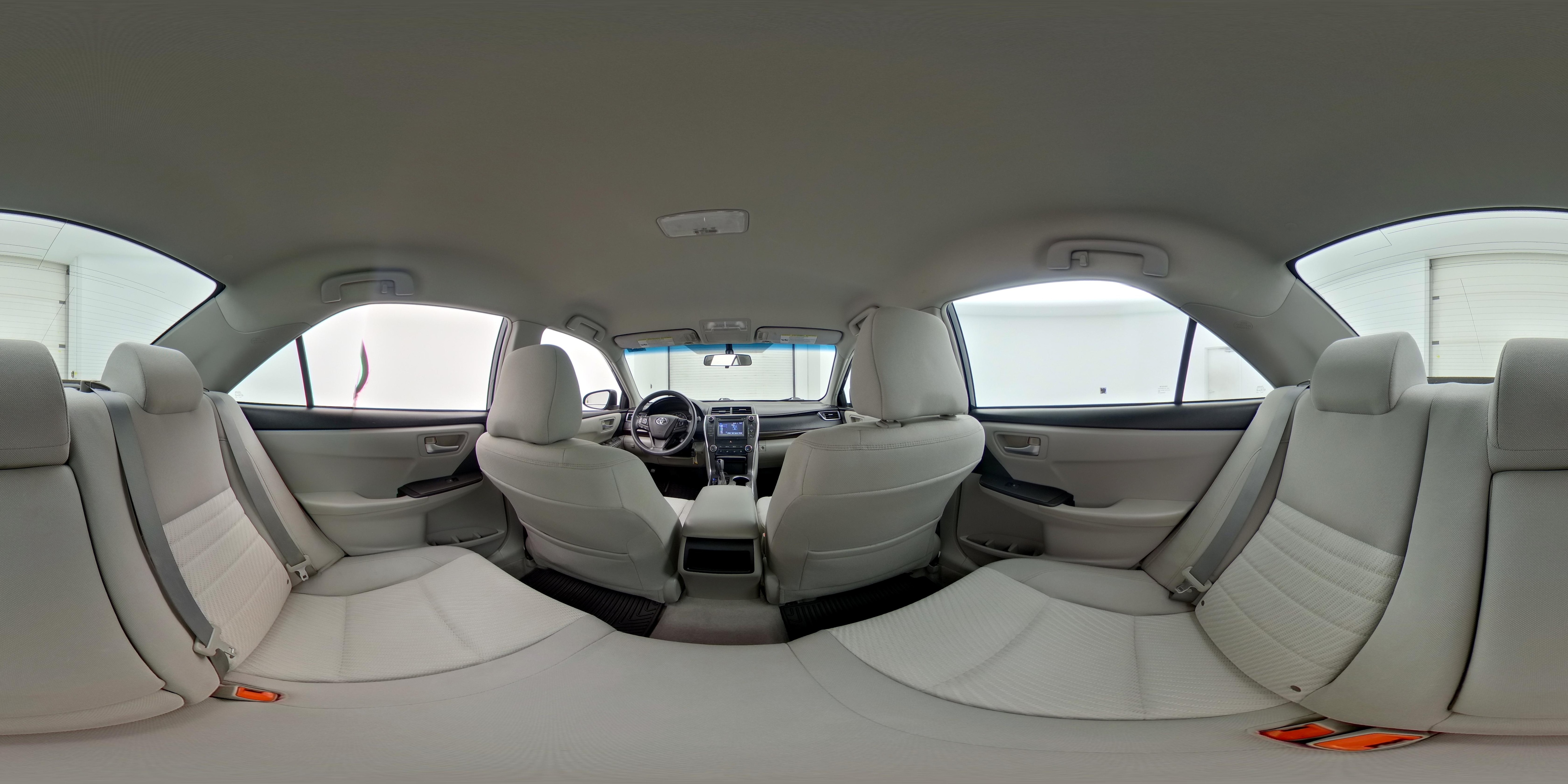 2015 Toyota Camry LE - Photo 25