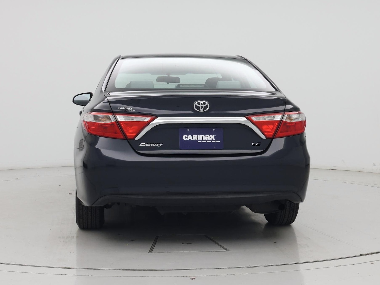 2015 Toyota Camry LE - Photo 7