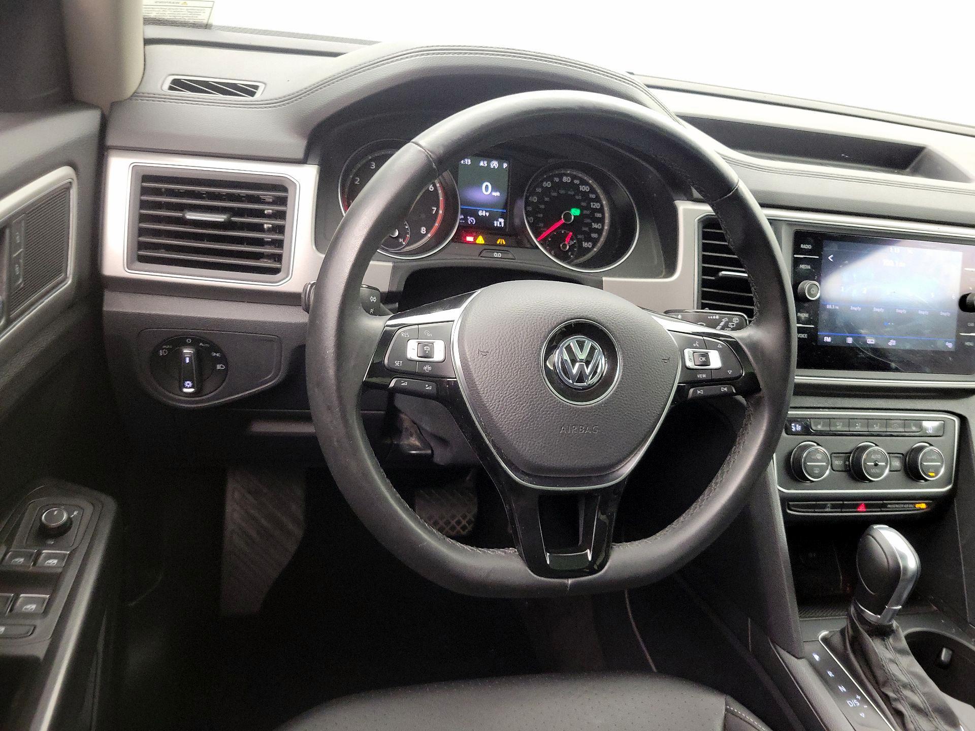 Thumbnail: 2019 Volkswagen Atlas - 10