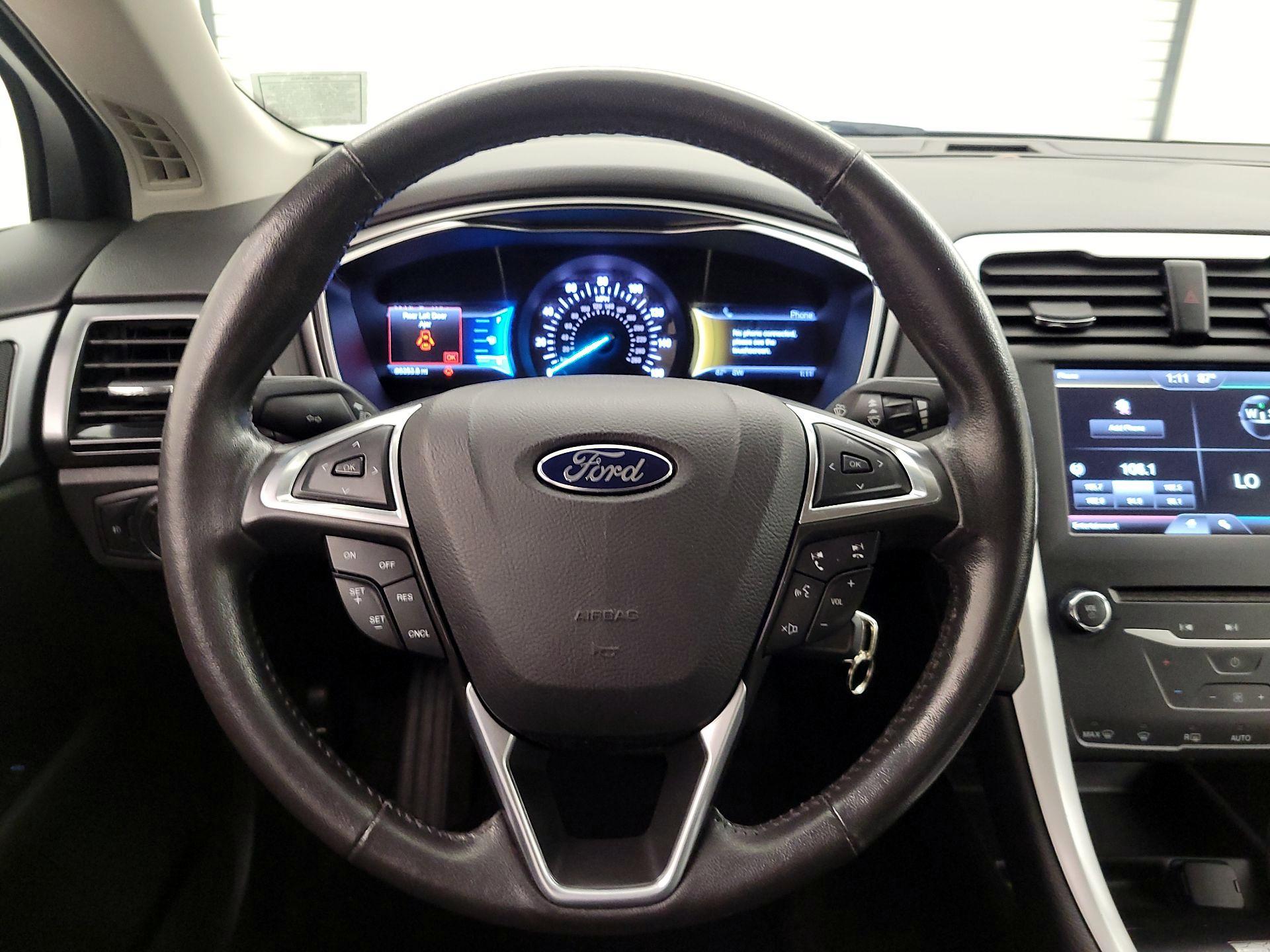 Thumbnail: 2014 Ford Fusion - 10