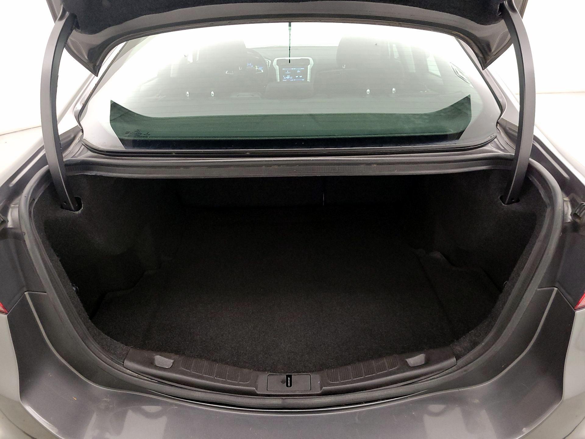 Thumbnail: 2014 Ford Fusion - 20