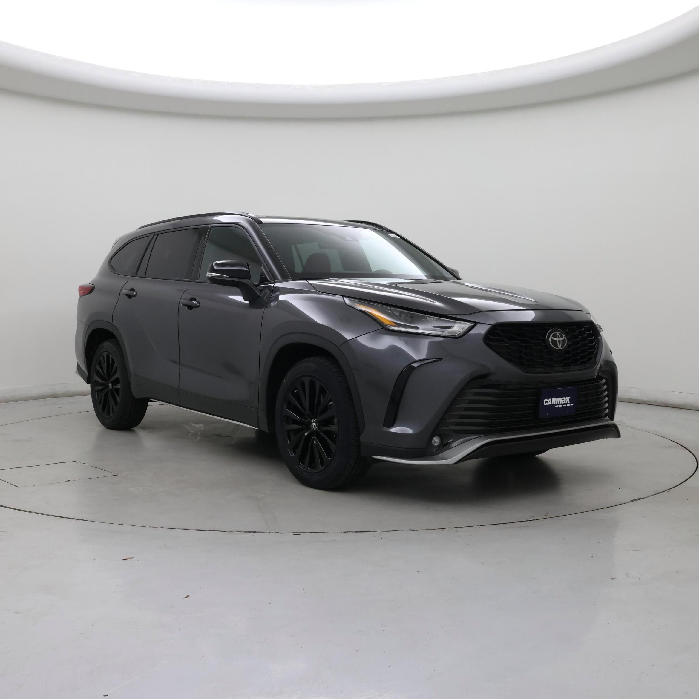 Gray 2023 Toyota Highlander SUV / Crossover All-Wheel Drive Automatic