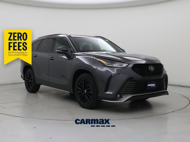Gray 2023 Toyota Highlander SUV / Crossover All-Wheel Drive Automatic