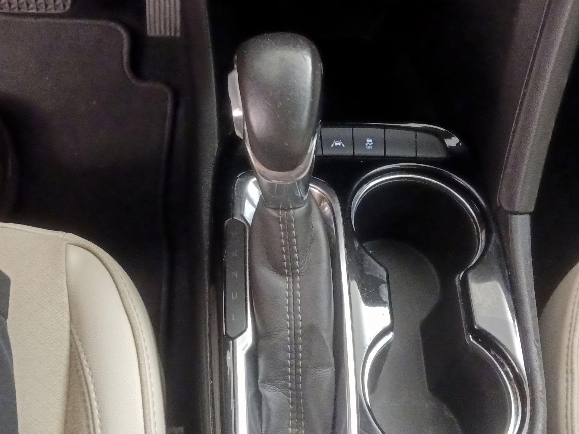 Thumbnail: 2021 Buick Encore GX - 18