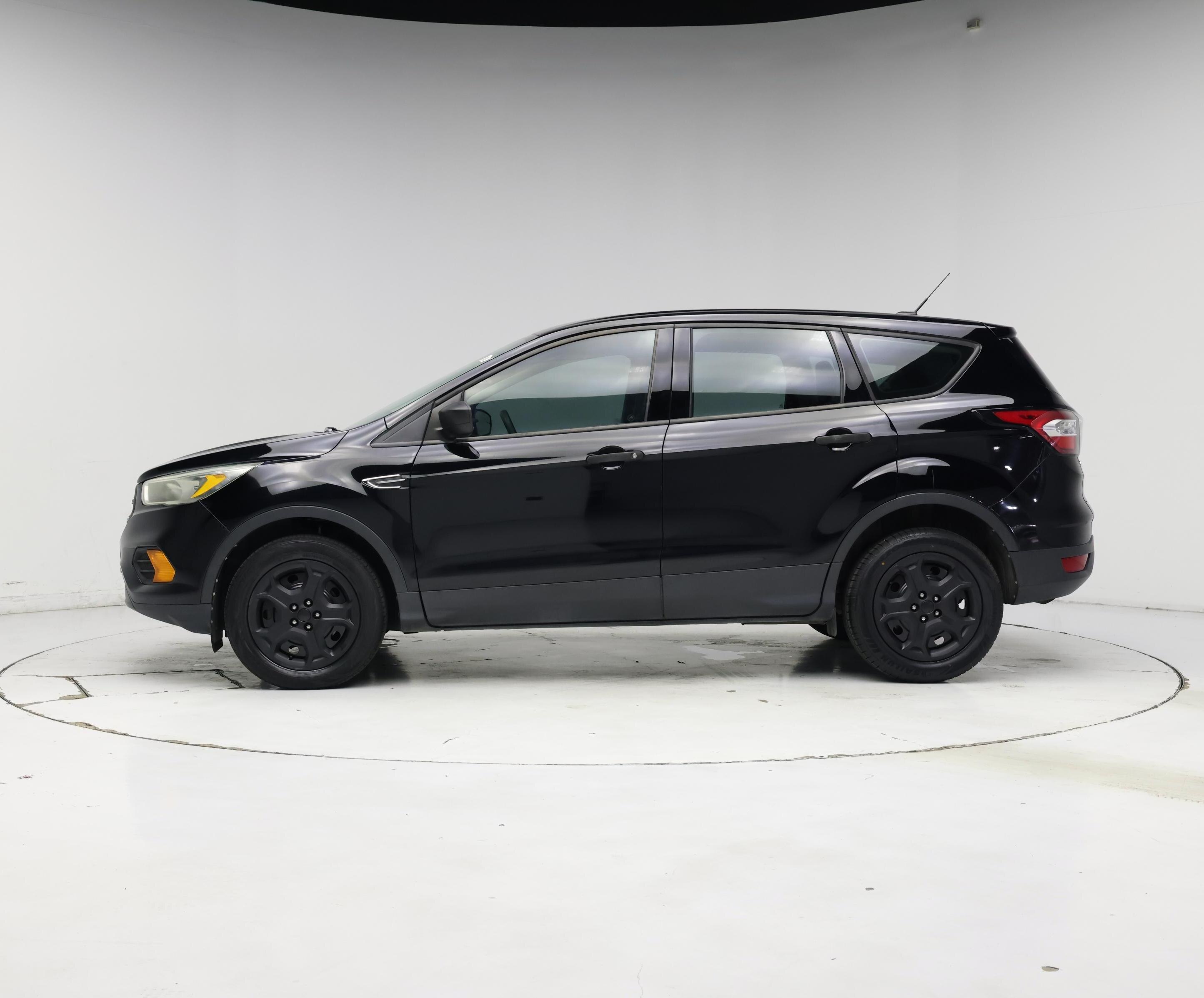Thumbnail: 2017 Ford Escape - 3