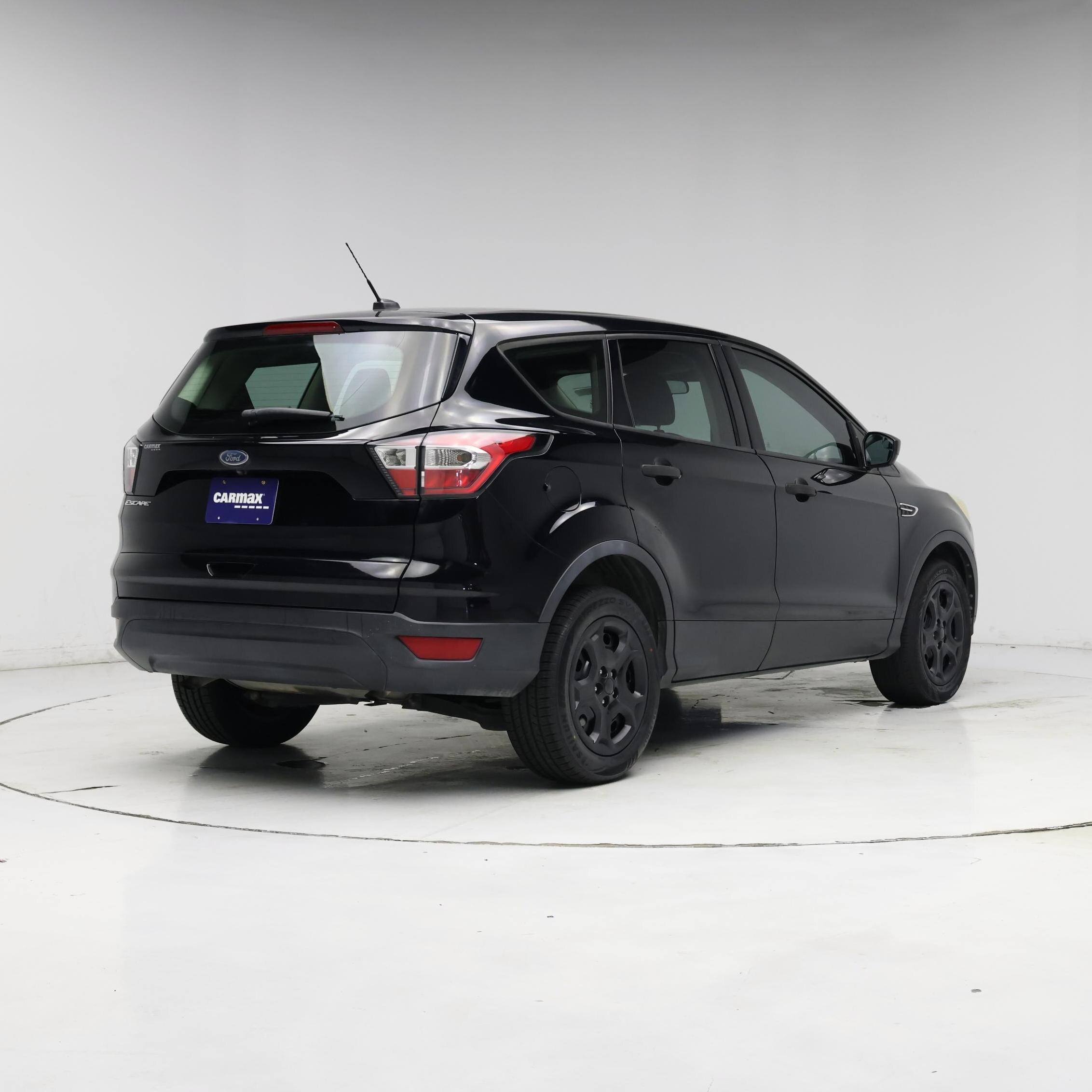 Thumbnail: 2017 Ford Escape - 8