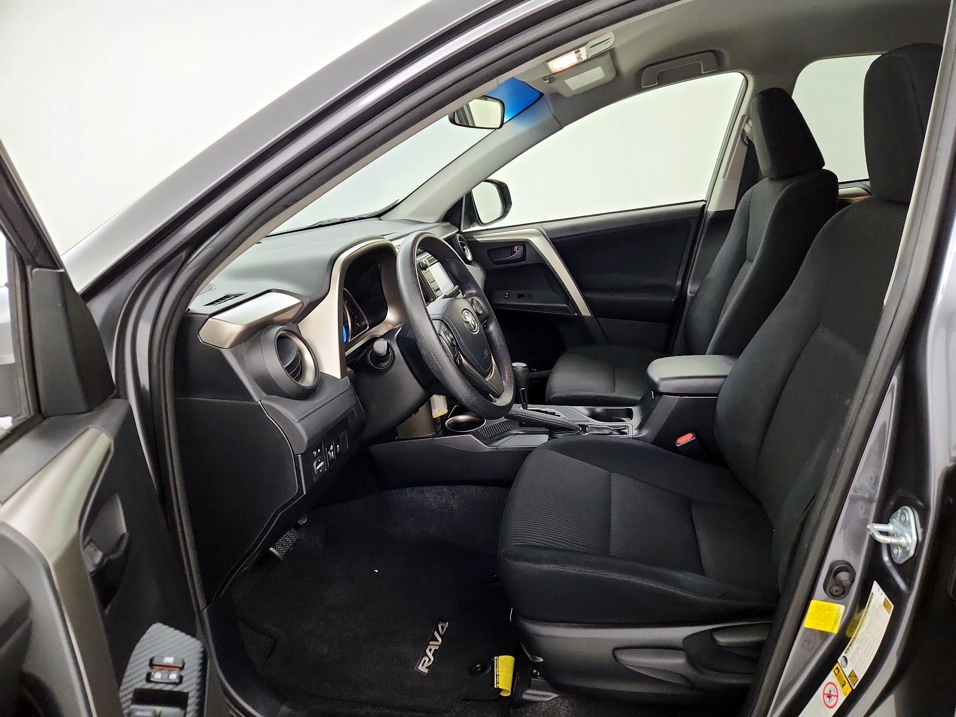 Thumbnail: 2014 Toyota RAV4 - 11