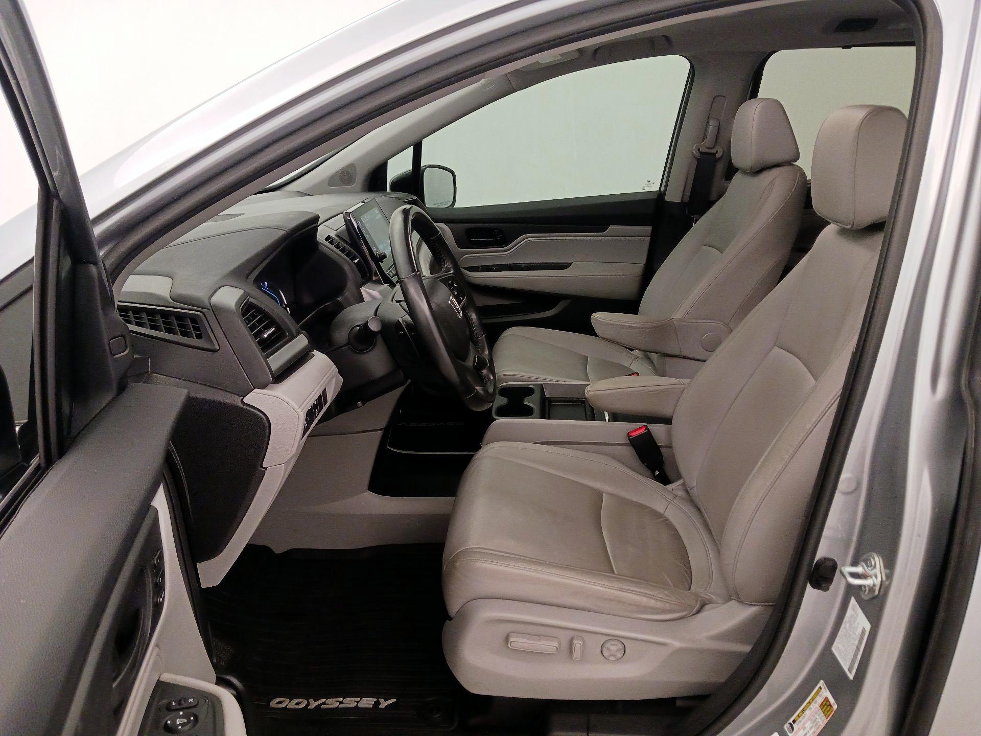 Thumbnail: 2023 Honda Odyssey - 11