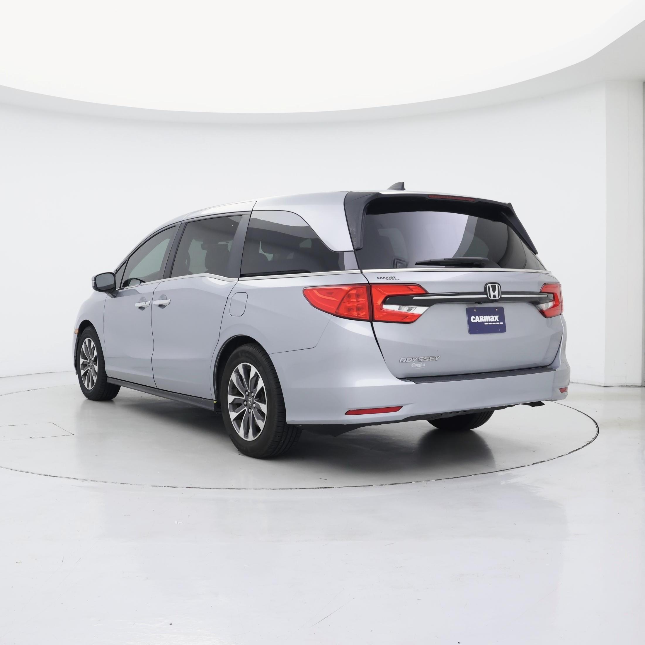 Thumbnail: 2023 Honda Odyssey - 2