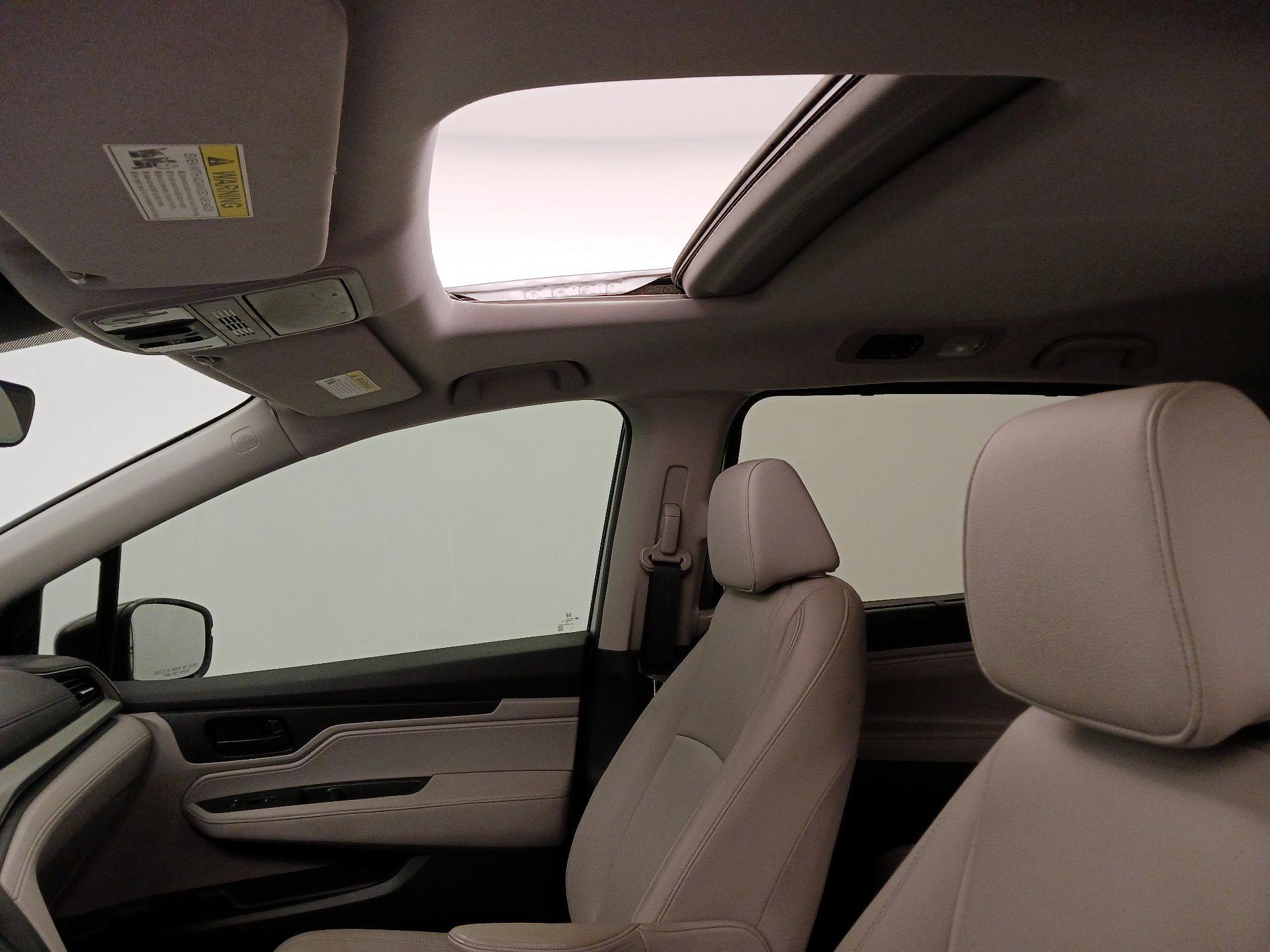 Thumbnail: 2023 Honda Odyssey - 19