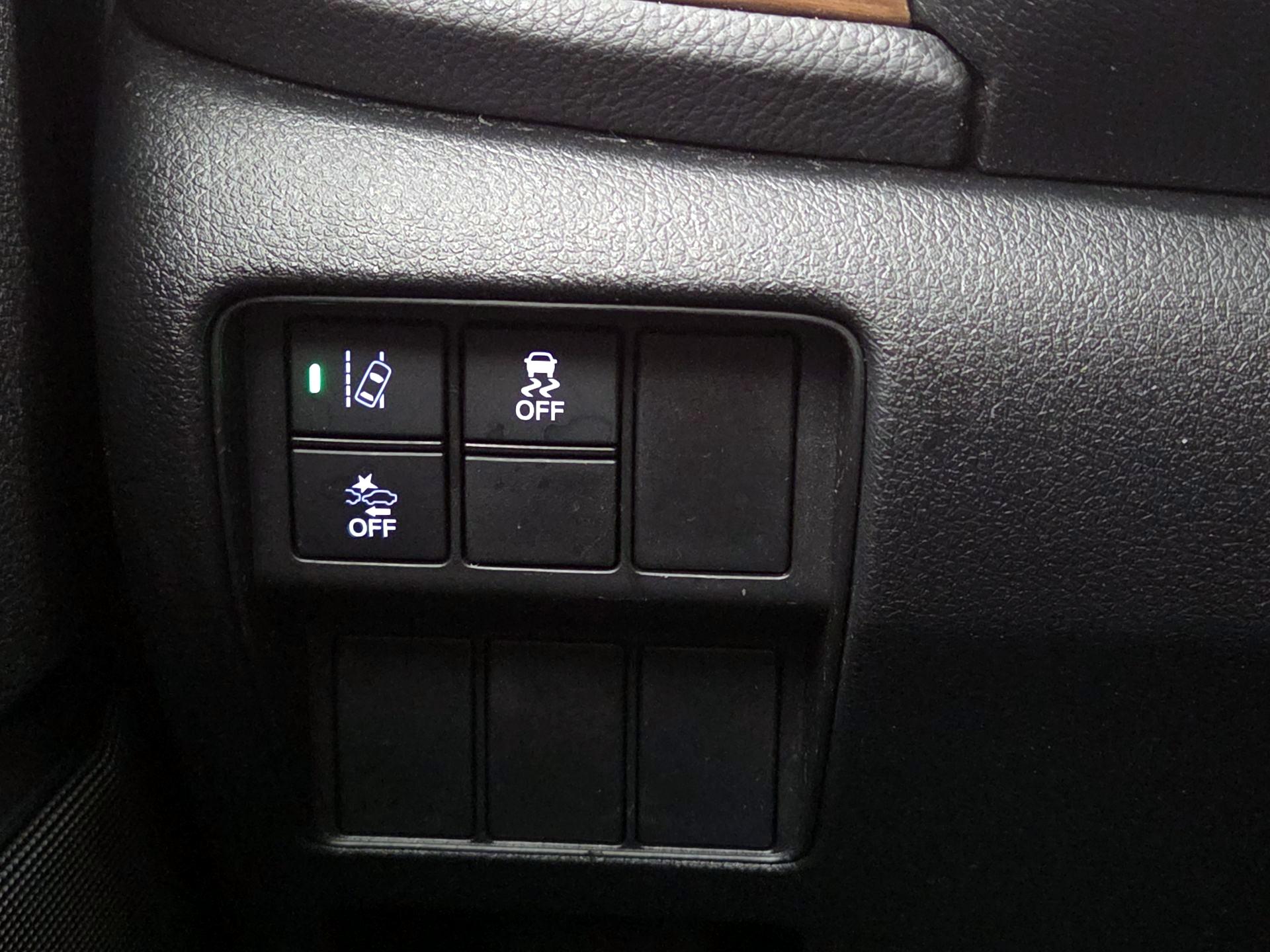 Thumbnail: 2020 Honda CR-V - 11