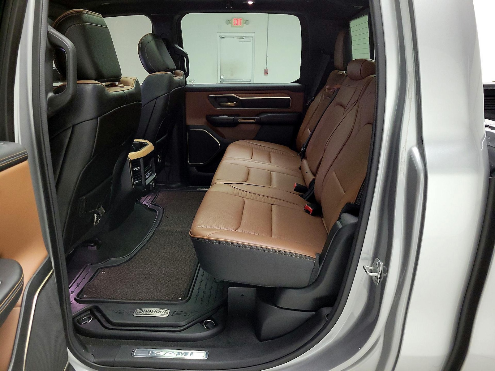 Rear A/C Seat(s)